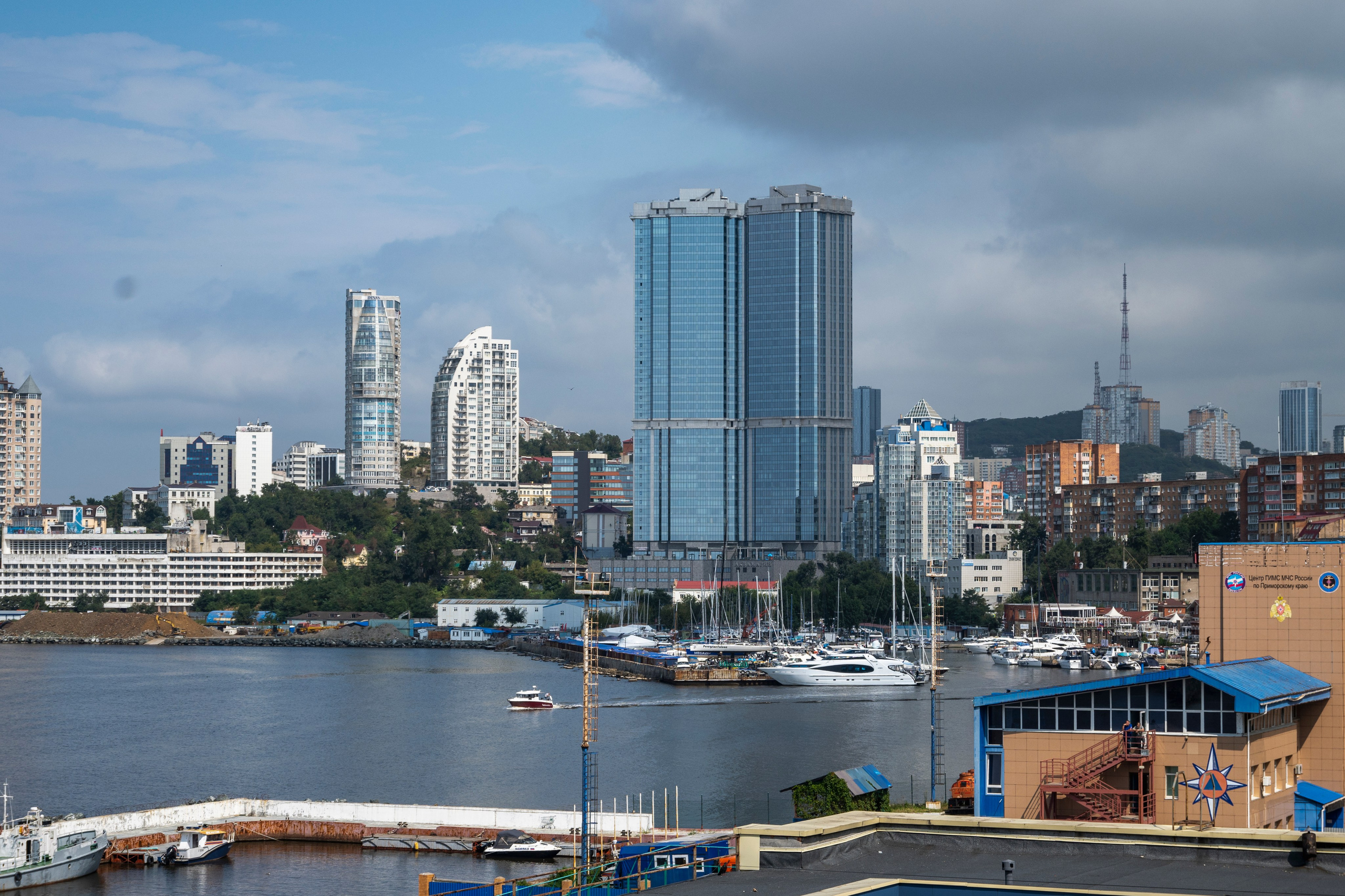 Владивосток. Сентябрь 2023. Фотограф Роман Адлер