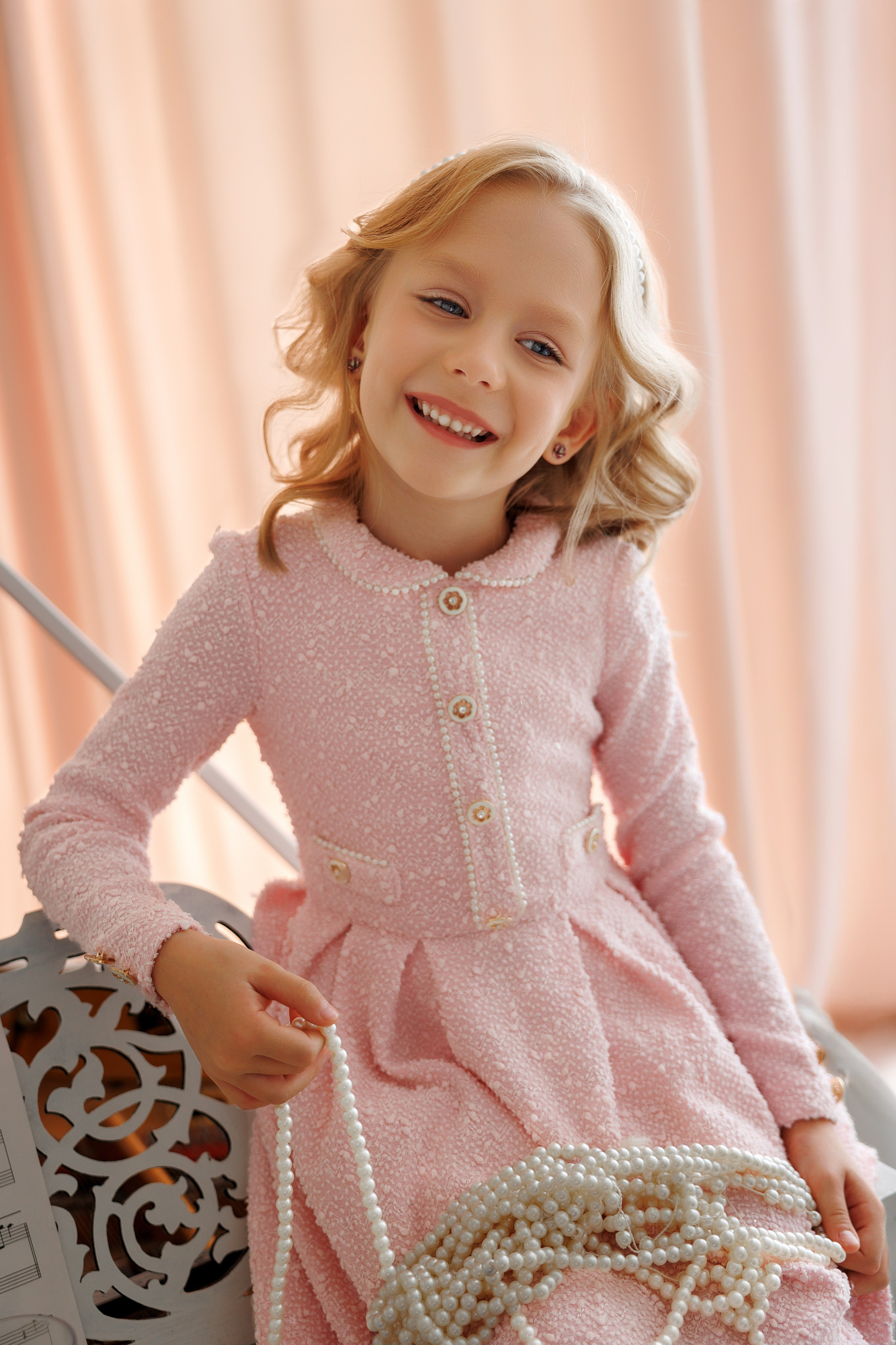 Семейная фотосессия в студии. Фотограф Анастасия Сынкова в Санкт-Петербурге