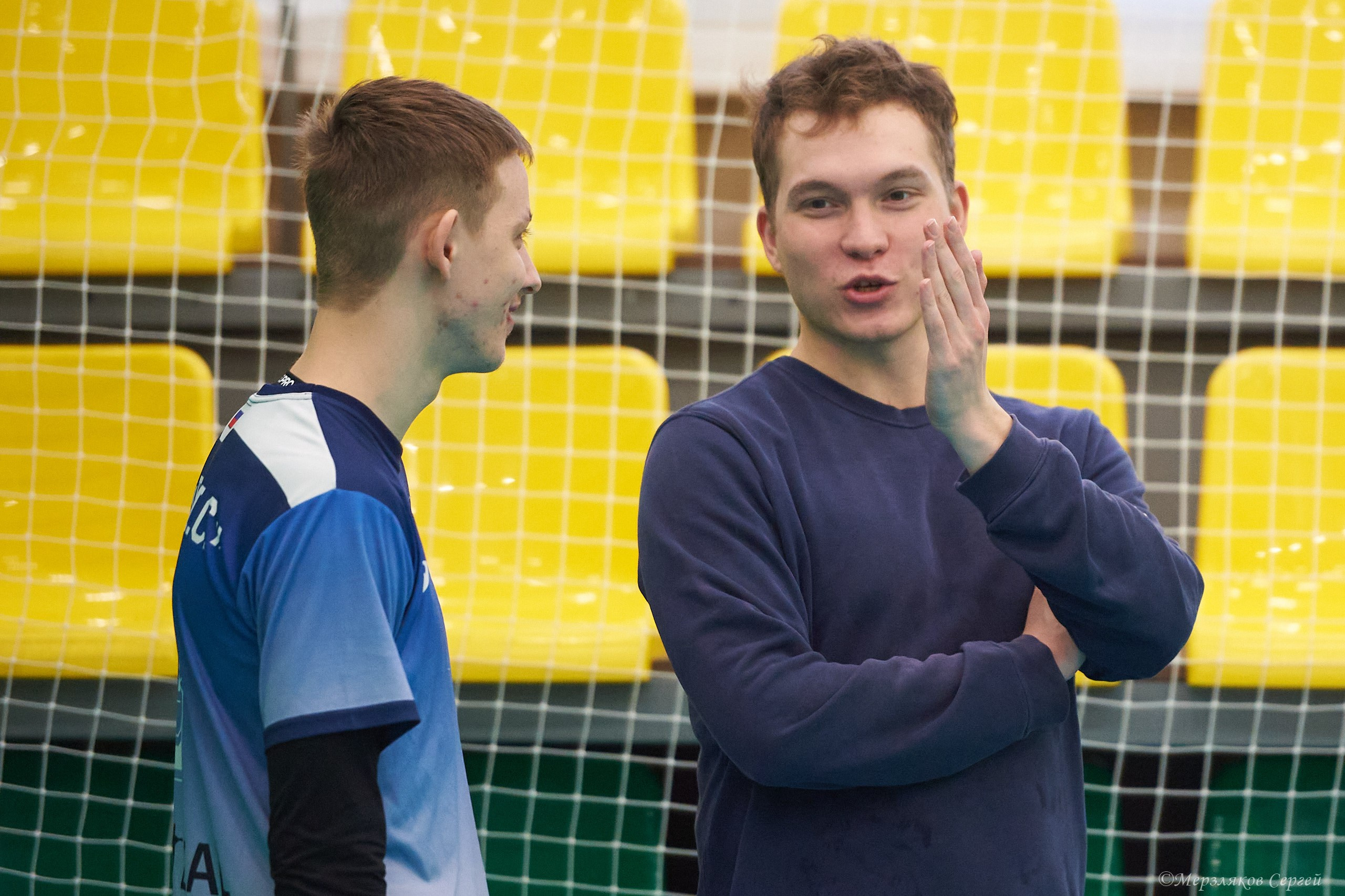 Новогодний волейбольный турнир. Ижевск. 16.12.23. Спортивный репортажный фотограф в Ижевске Сергей Мерзляков