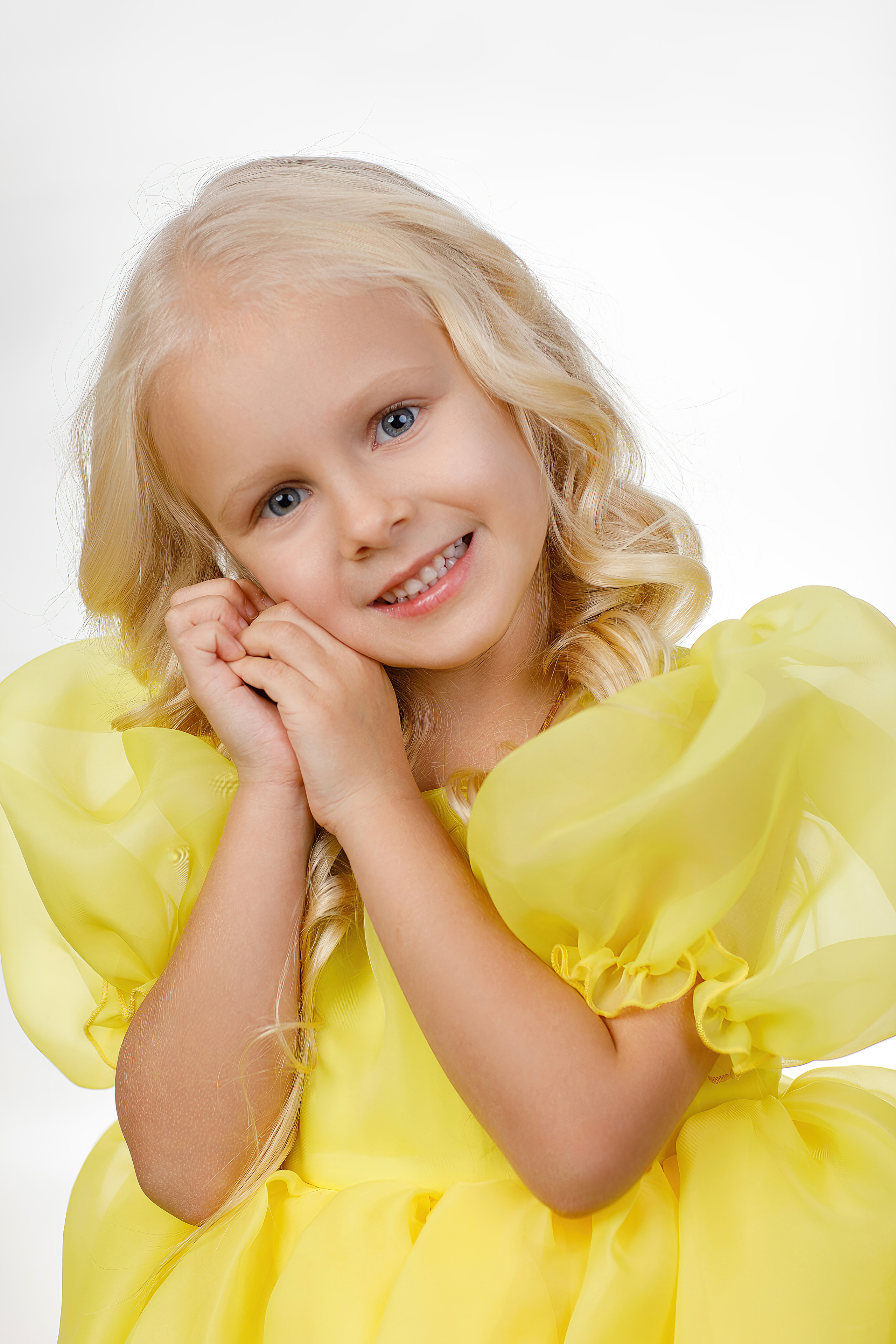 ПОРТРЕТЫ. Выпускные альбомы в Москве FOTOVMESTE