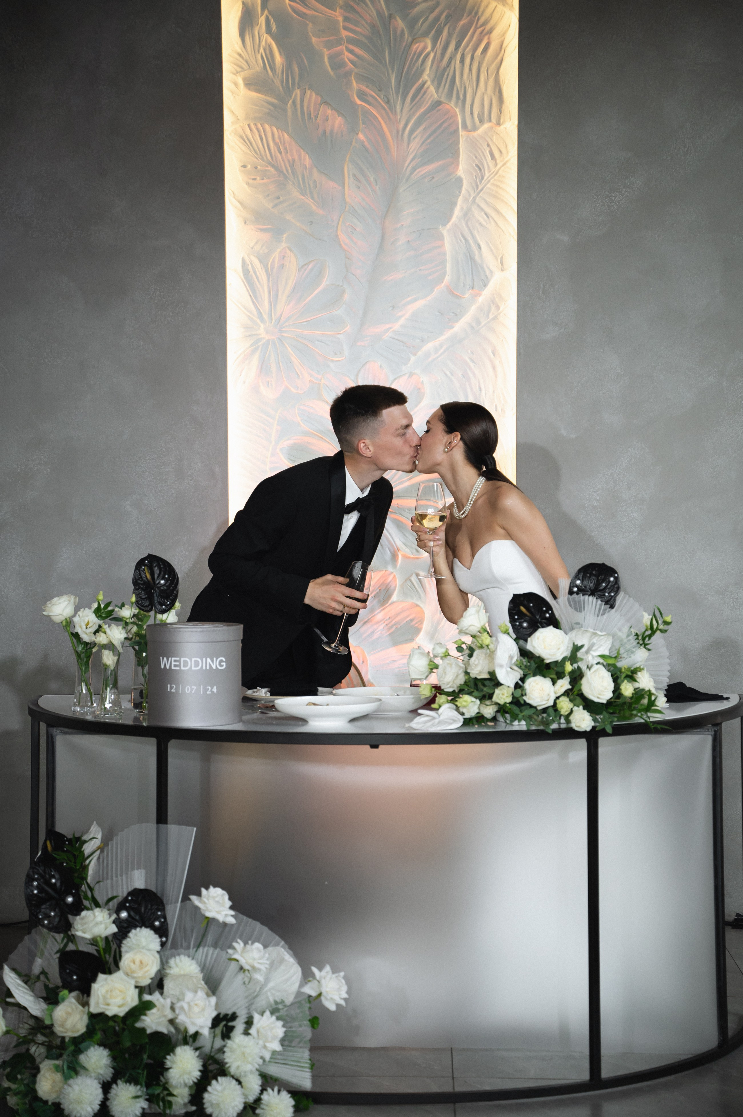 Артём и Софья, Lesnoy Village. Свадебный фотограф Наталья Доронина