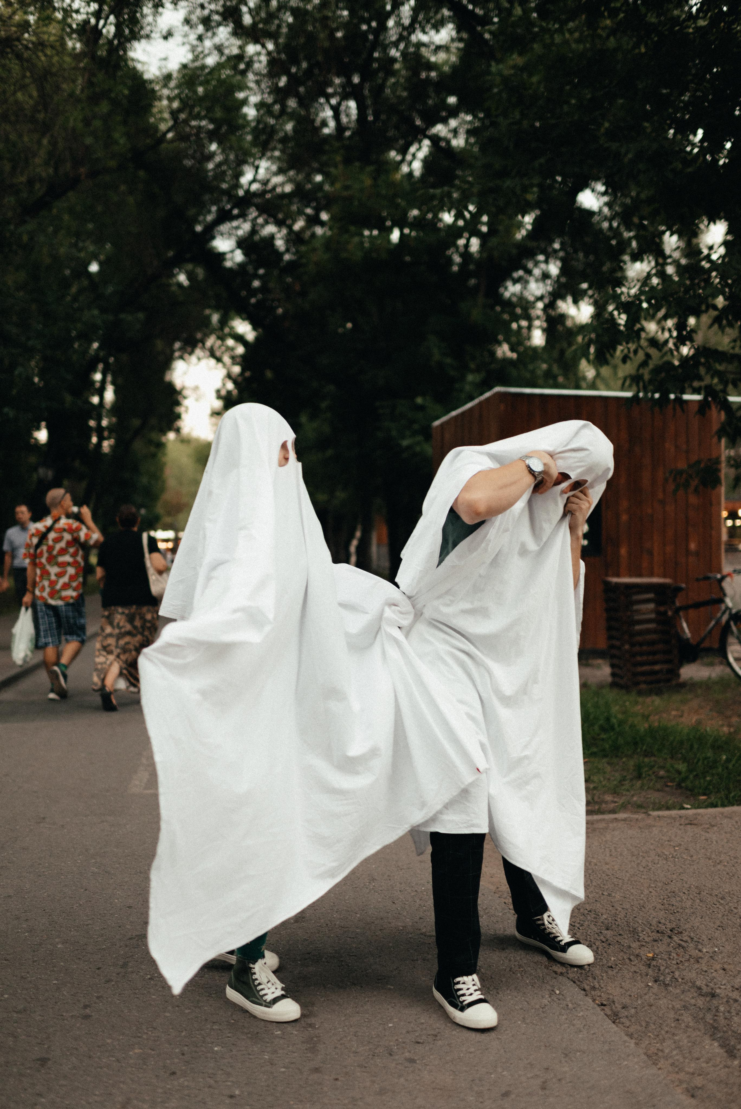 Съёмка «lovestory» привидений. Z H U R A V L E V