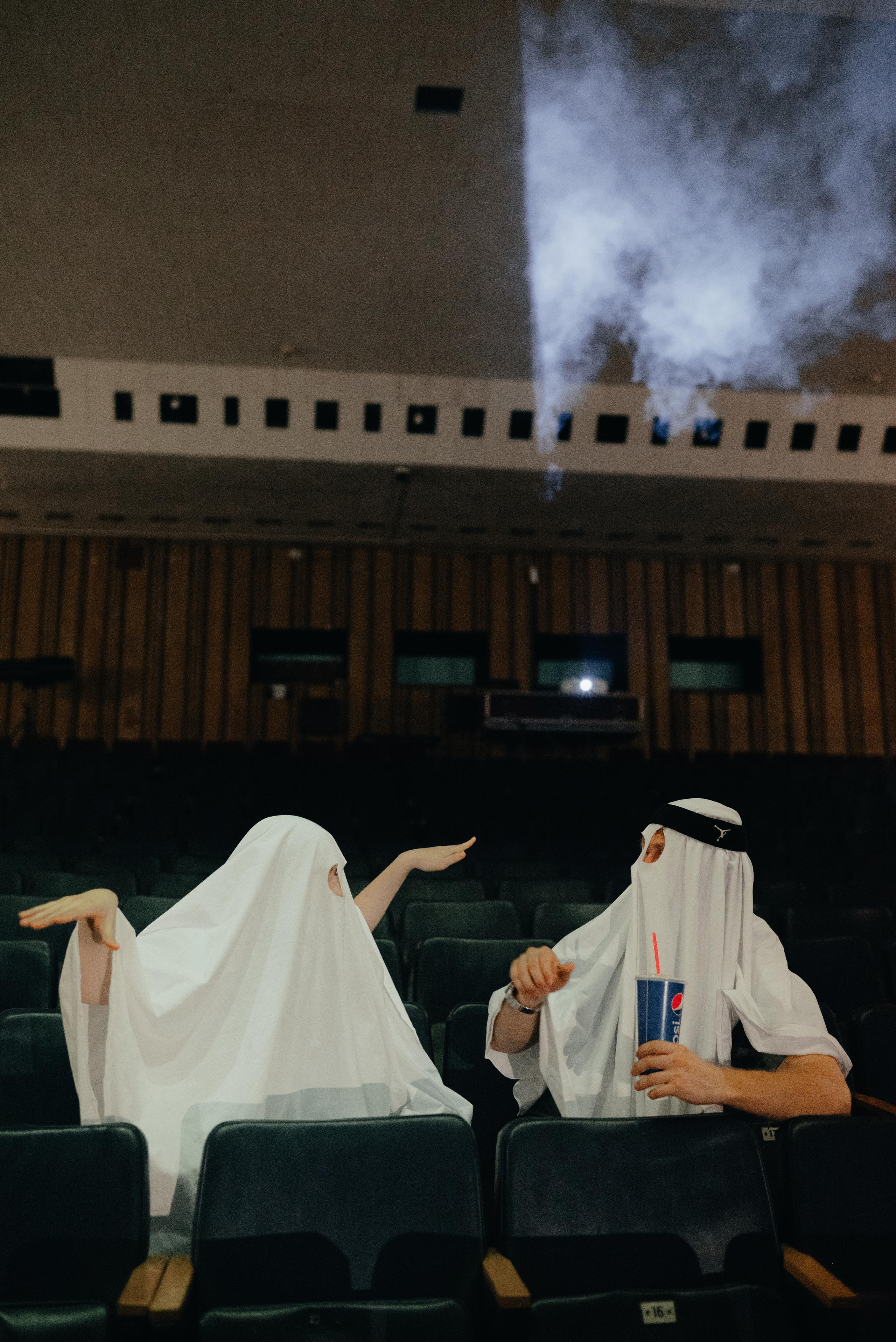 Съёмка «lovestory» привидений. Z H U R A V L E V