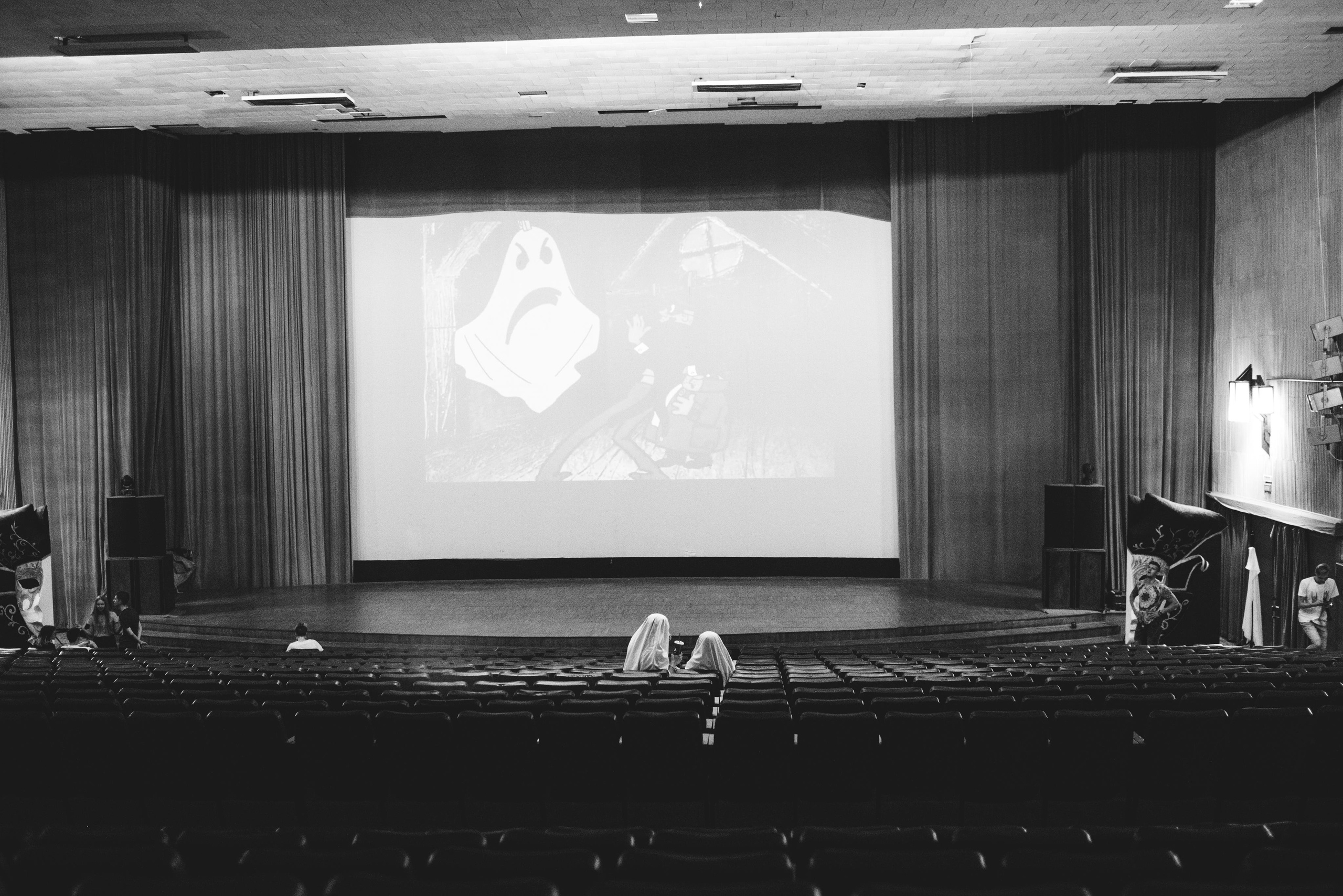 Съёмка «lovestory» привидений. Z H U R A V L E V