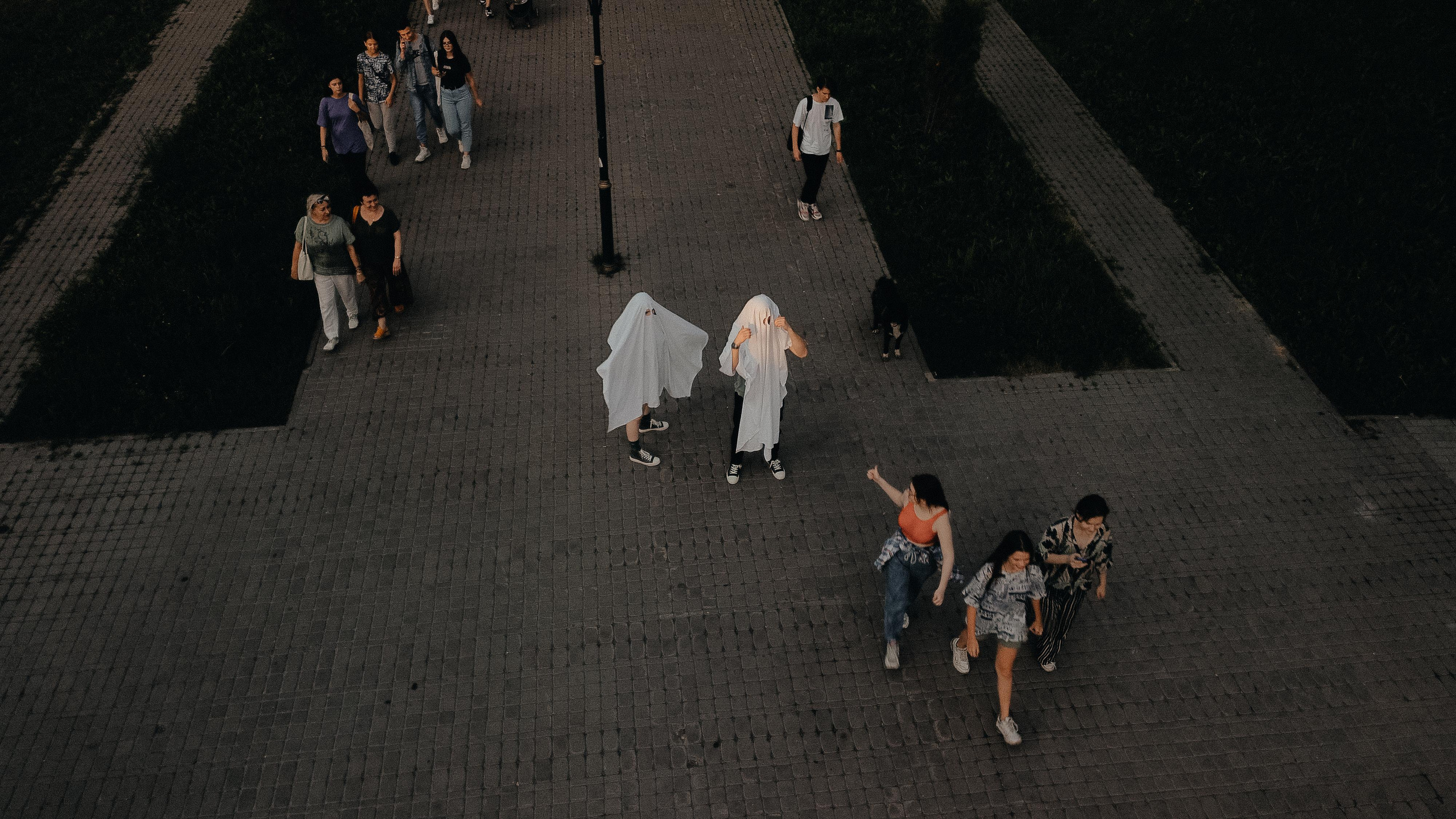 Съёмка «lovestory» привидений. Z H U R A V L E V