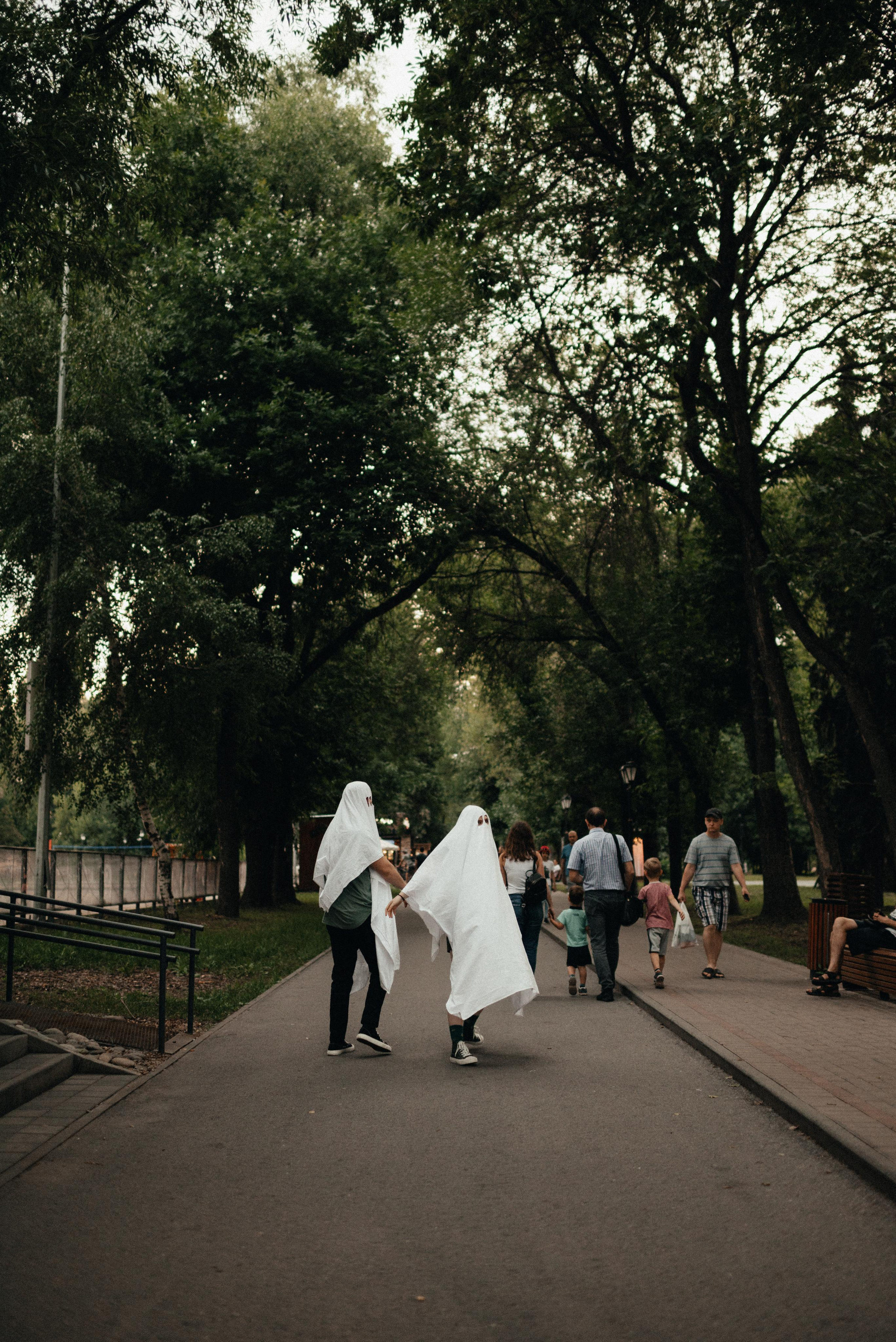 Съёмка «lovestory» привидений. Z H U R A V L E V