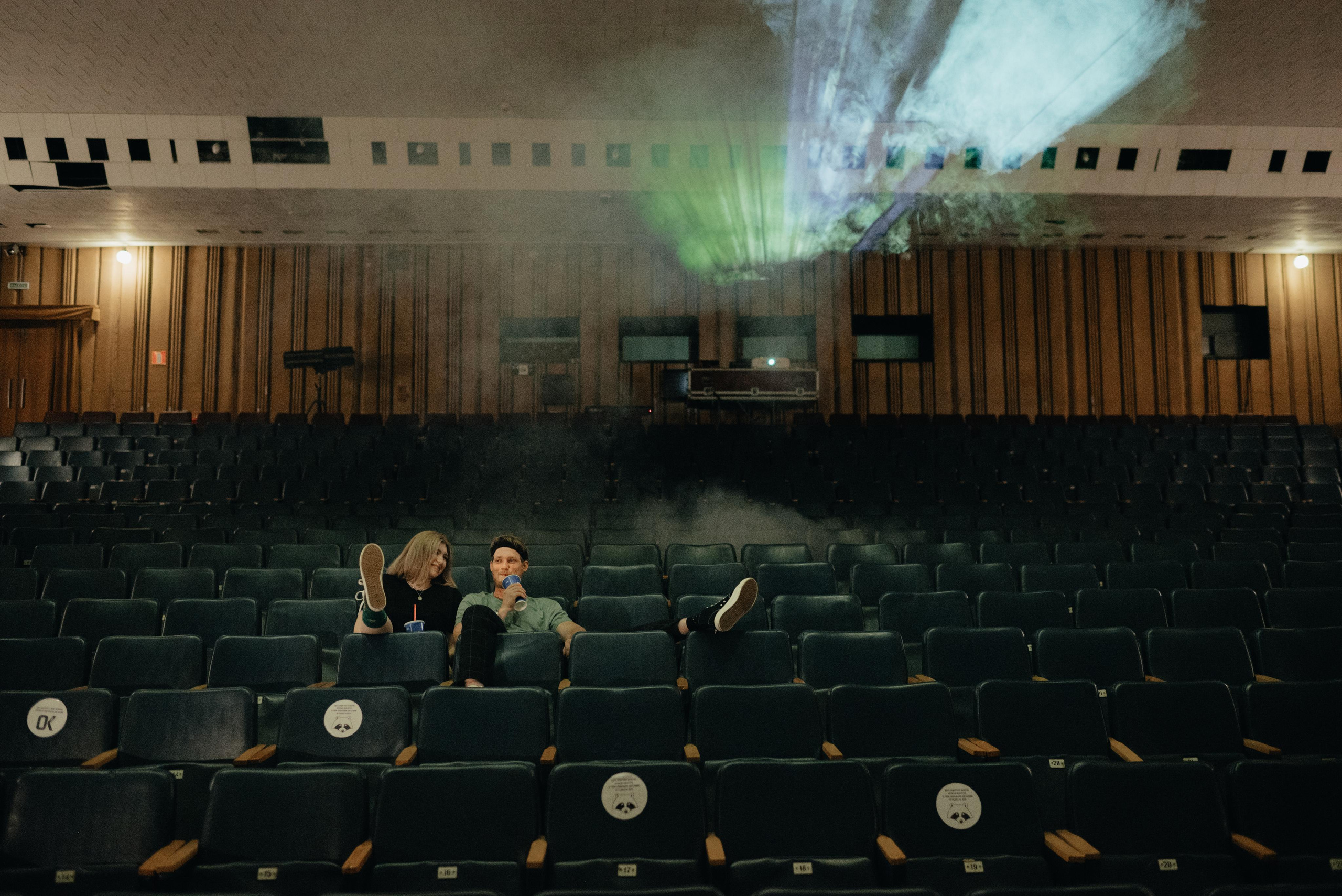 Съёмка «lovestory» привидений. Z H U R A V L E V