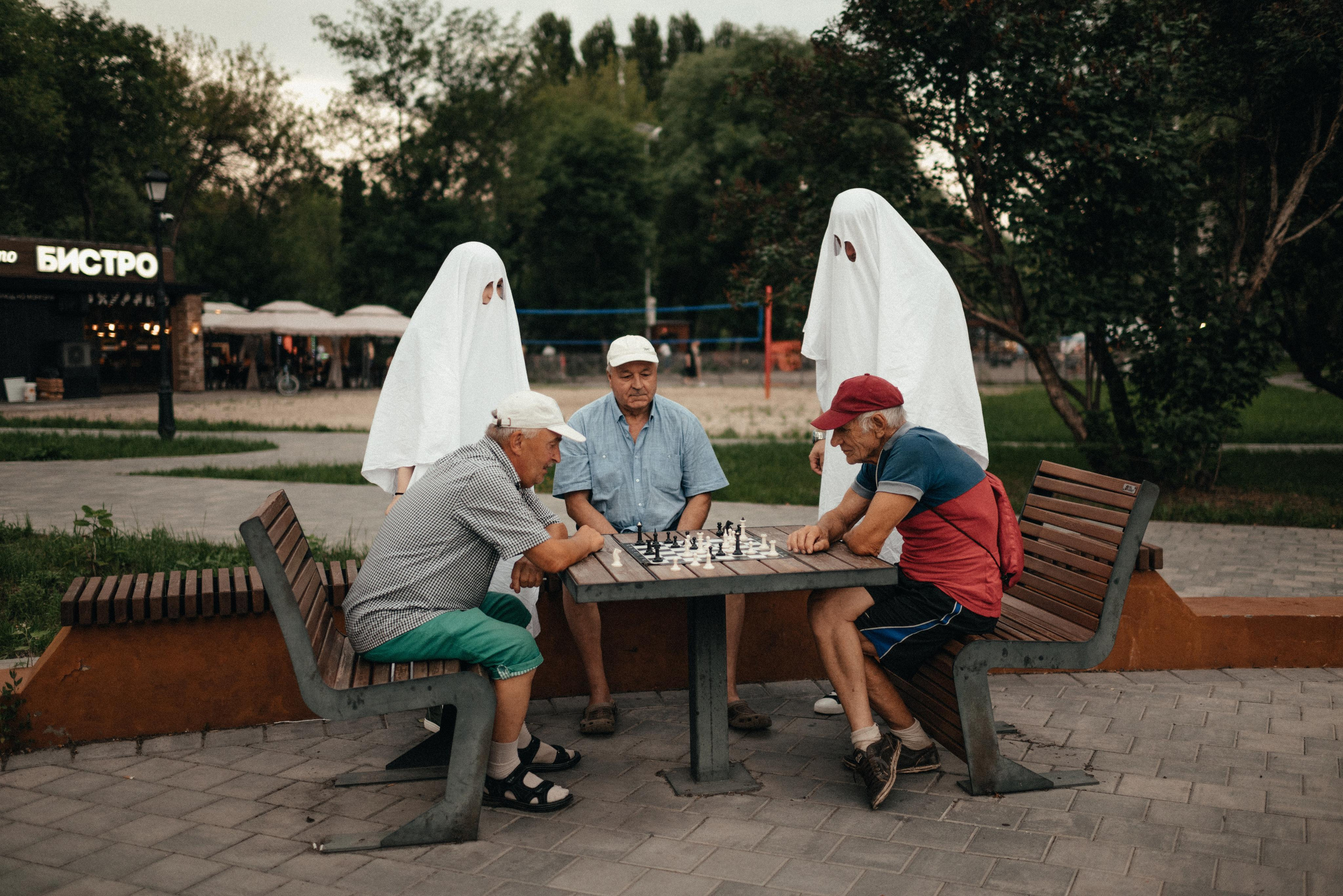 Съёмка «lovestory» привидений. Z H U R A V L E V