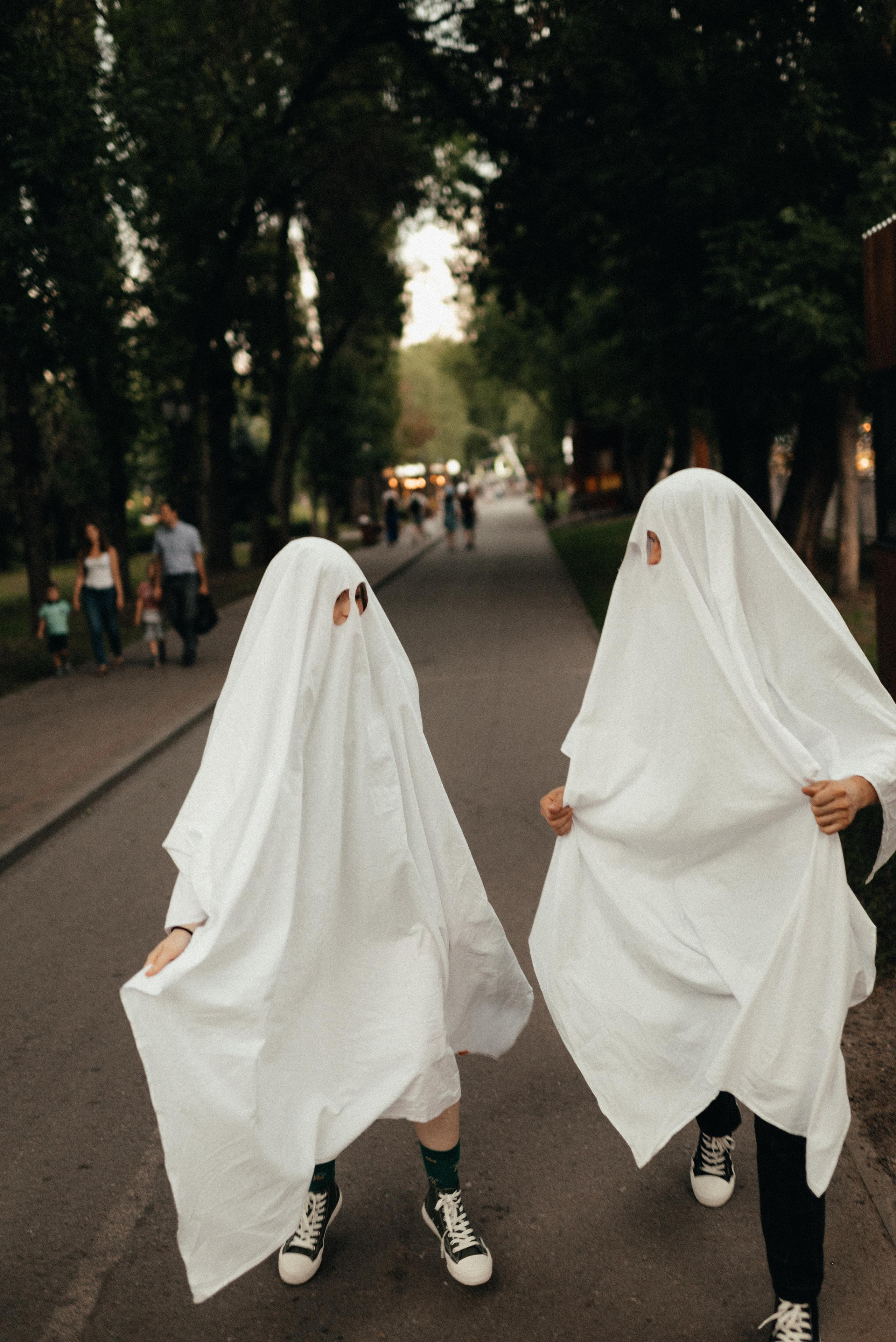 Съёмка «lovestory» привидений. Z H U R A V L E V