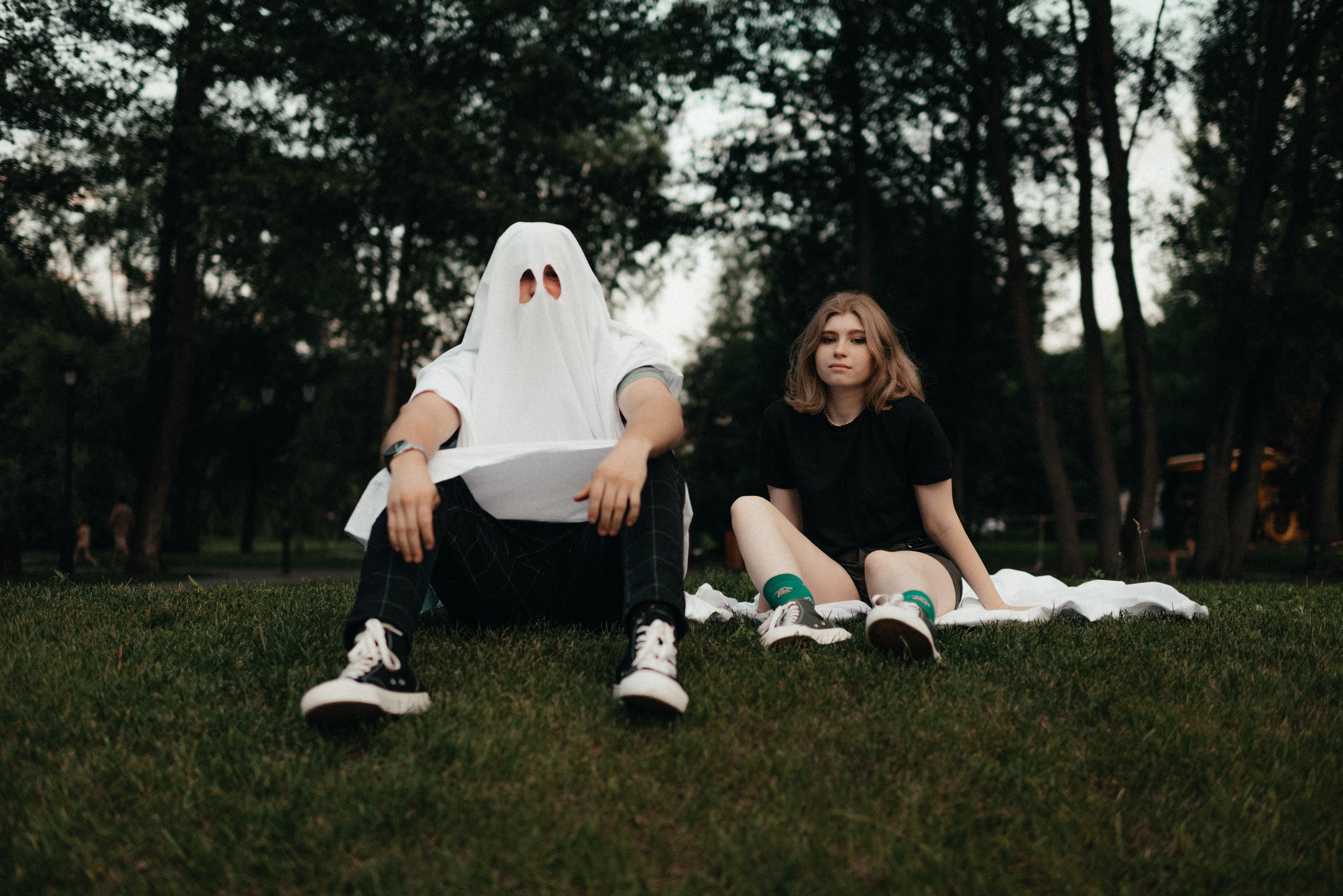 Съёмка «lovestory» привидений. Z H U R A V L E V