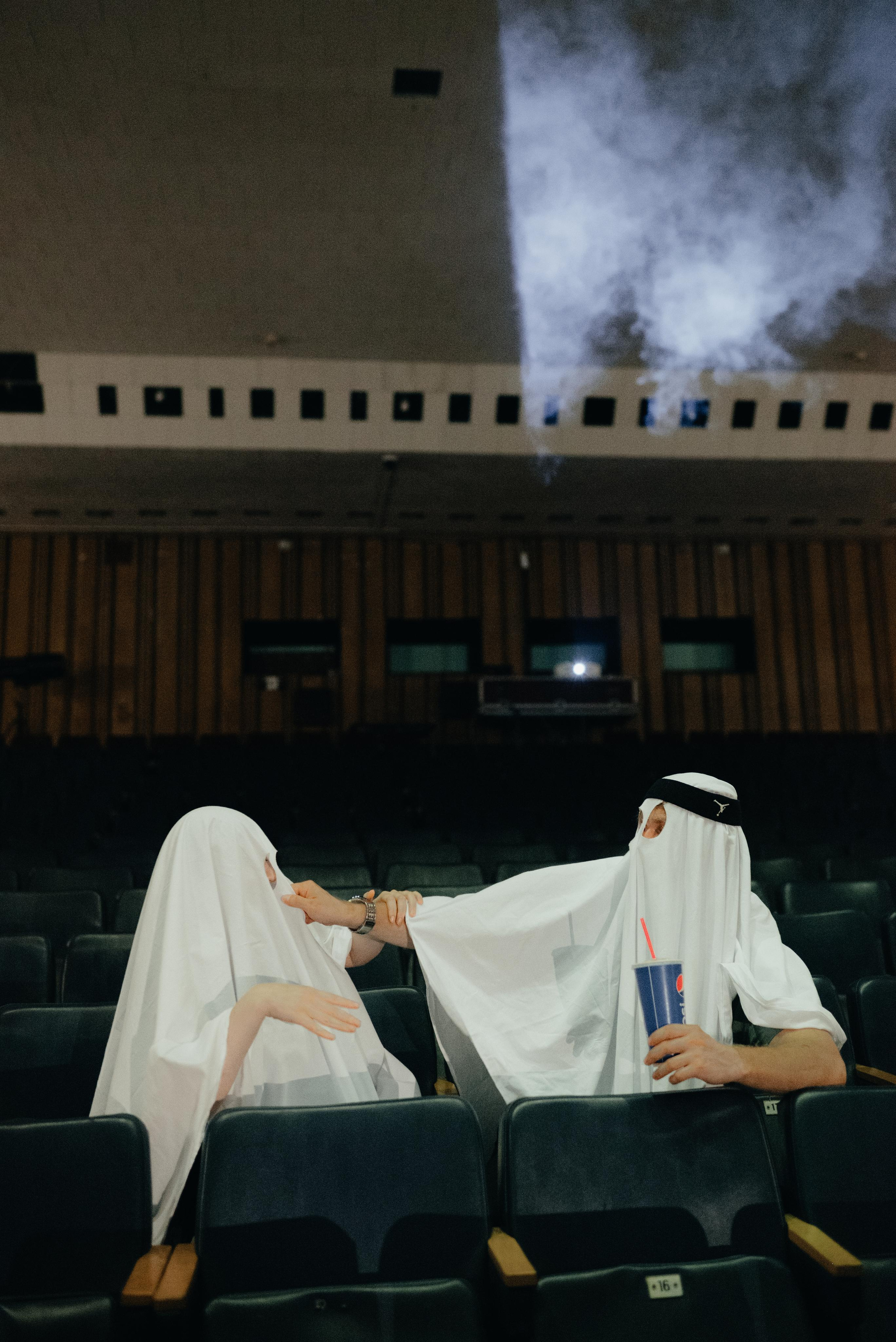 Съёмка «lovestory» привидений. Z H U R A V L E V