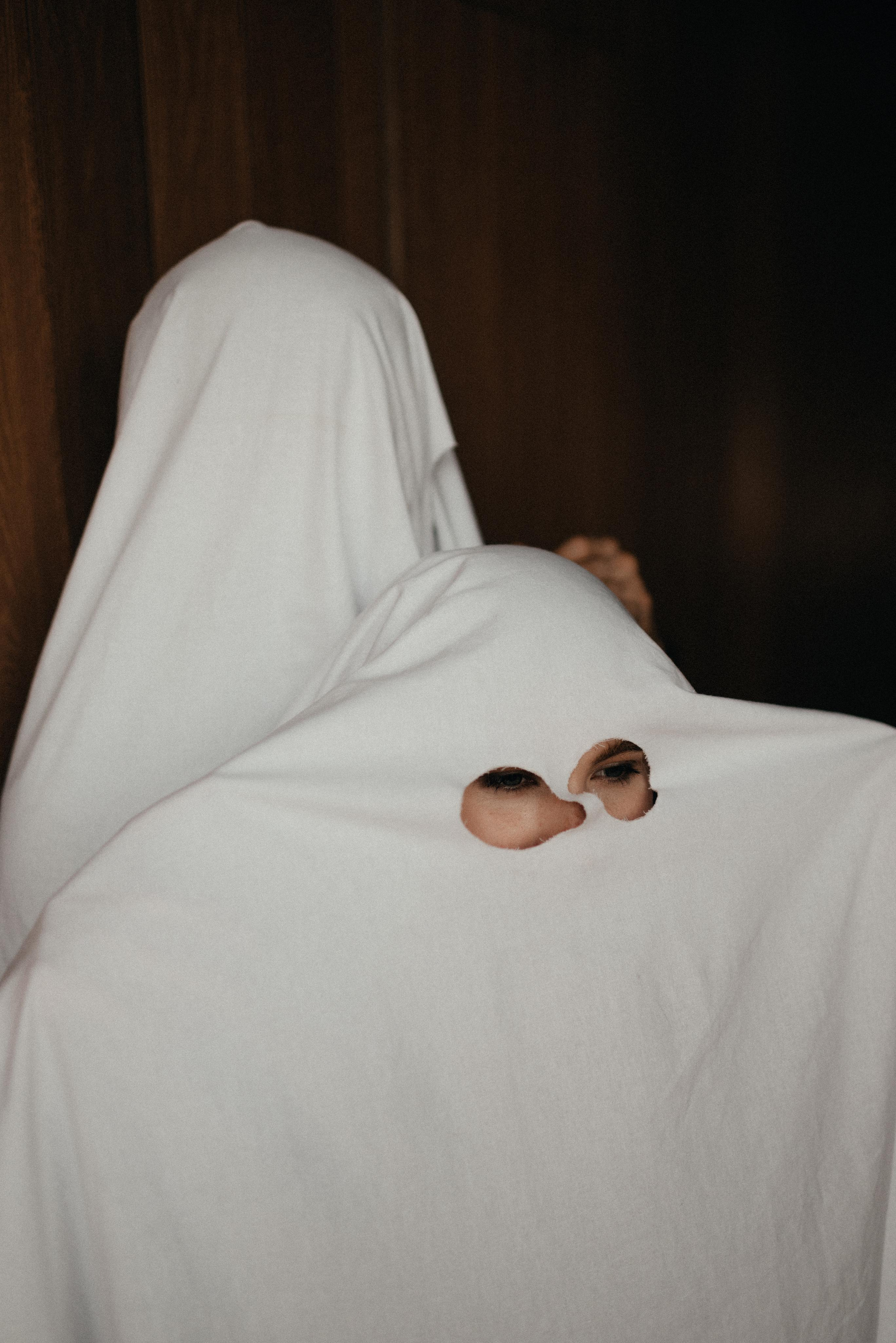 Съёмка «lovestory» привидений. Z H U R A V L E V