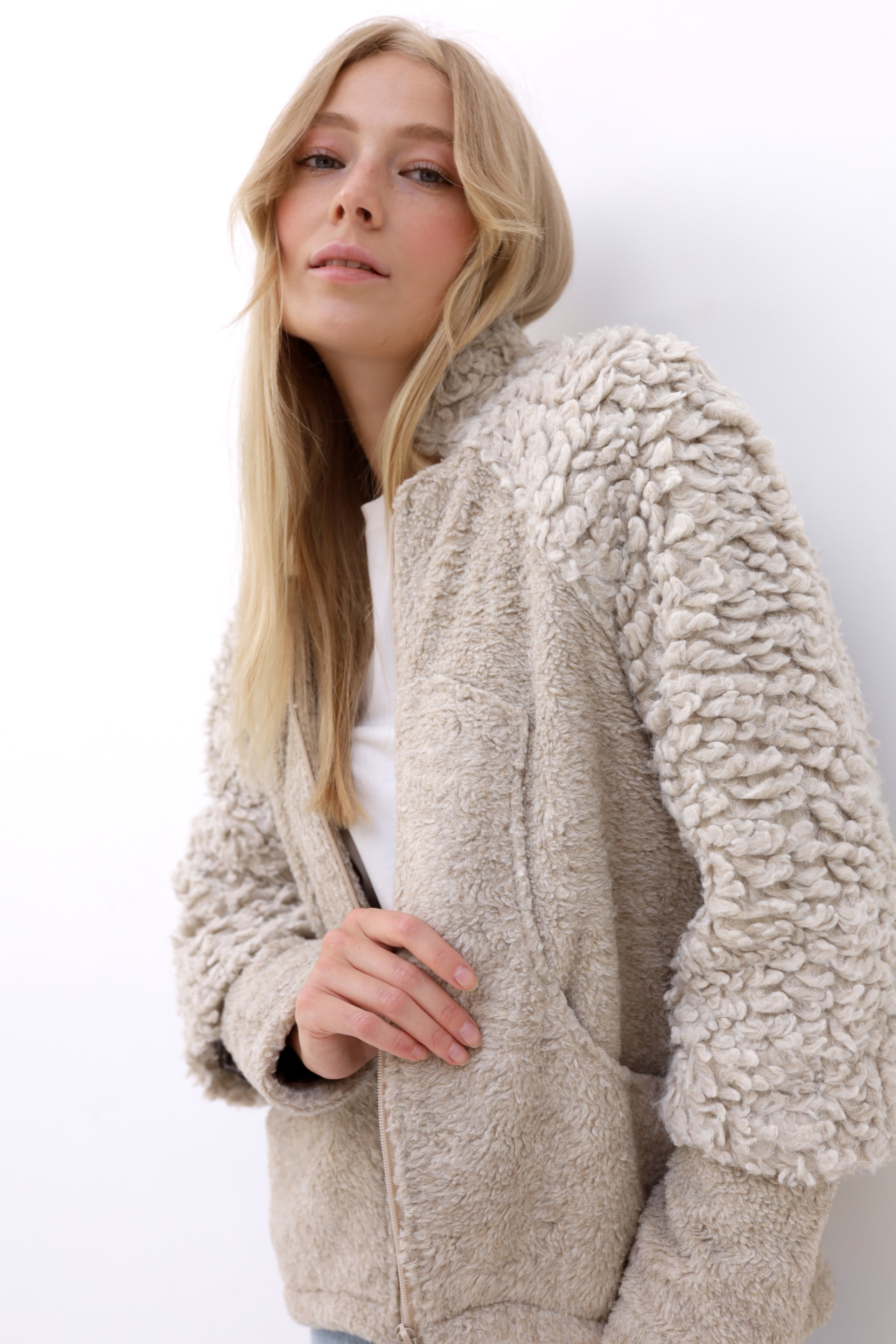 Съёмка для производства швейных изделий eco-oz.ru. Http://mira-photo.ru/