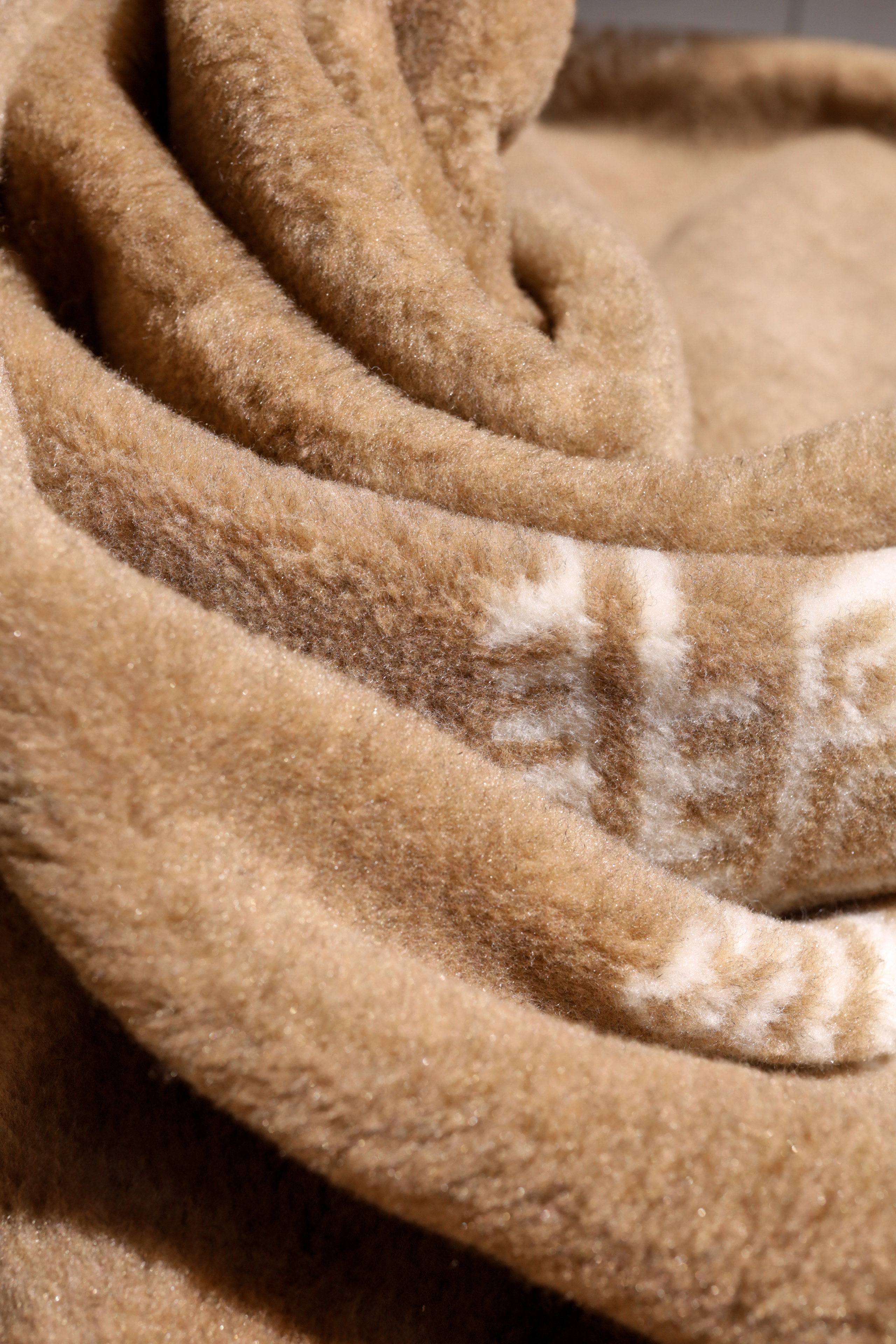 Съёмка для производства швейных изделий eco-oz.ru. Http://mira-photo.ru/