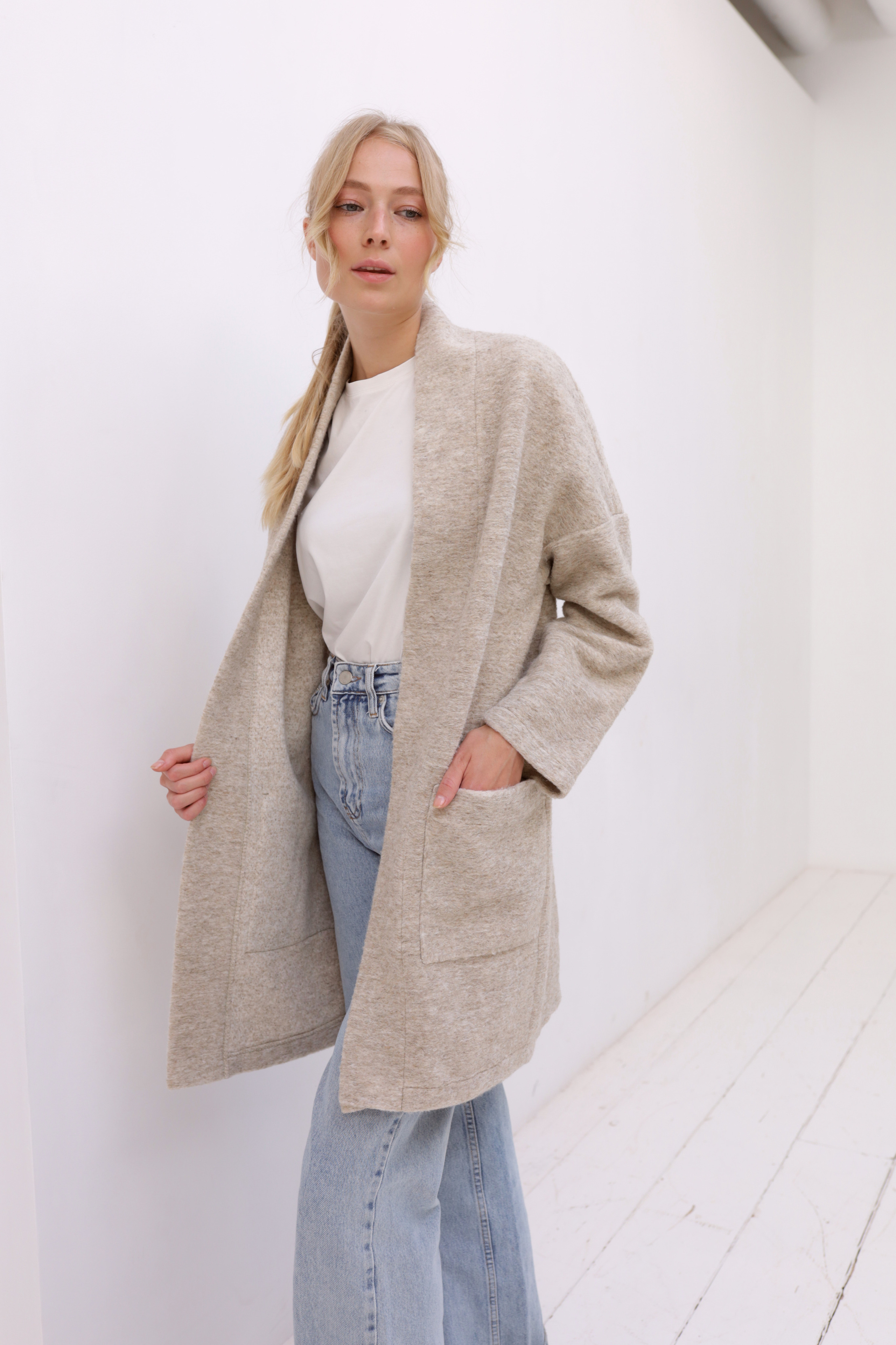 Съёмка для производства швейных изделий eco-oz.ru. Http://mira-photo.ru/