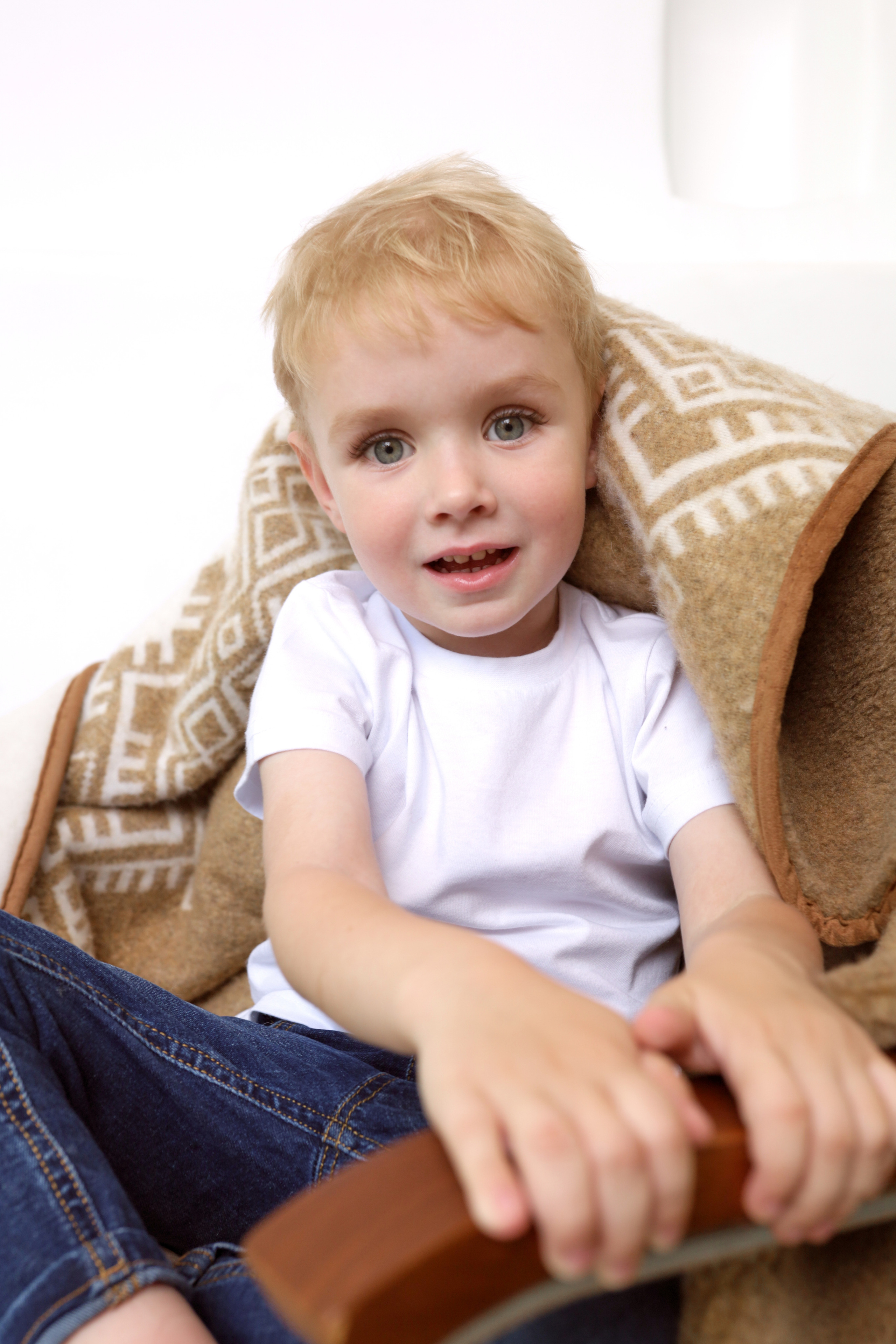 Съёмка для производства швейных изделий eco-oz.ru. Http://mira-photo.ru/