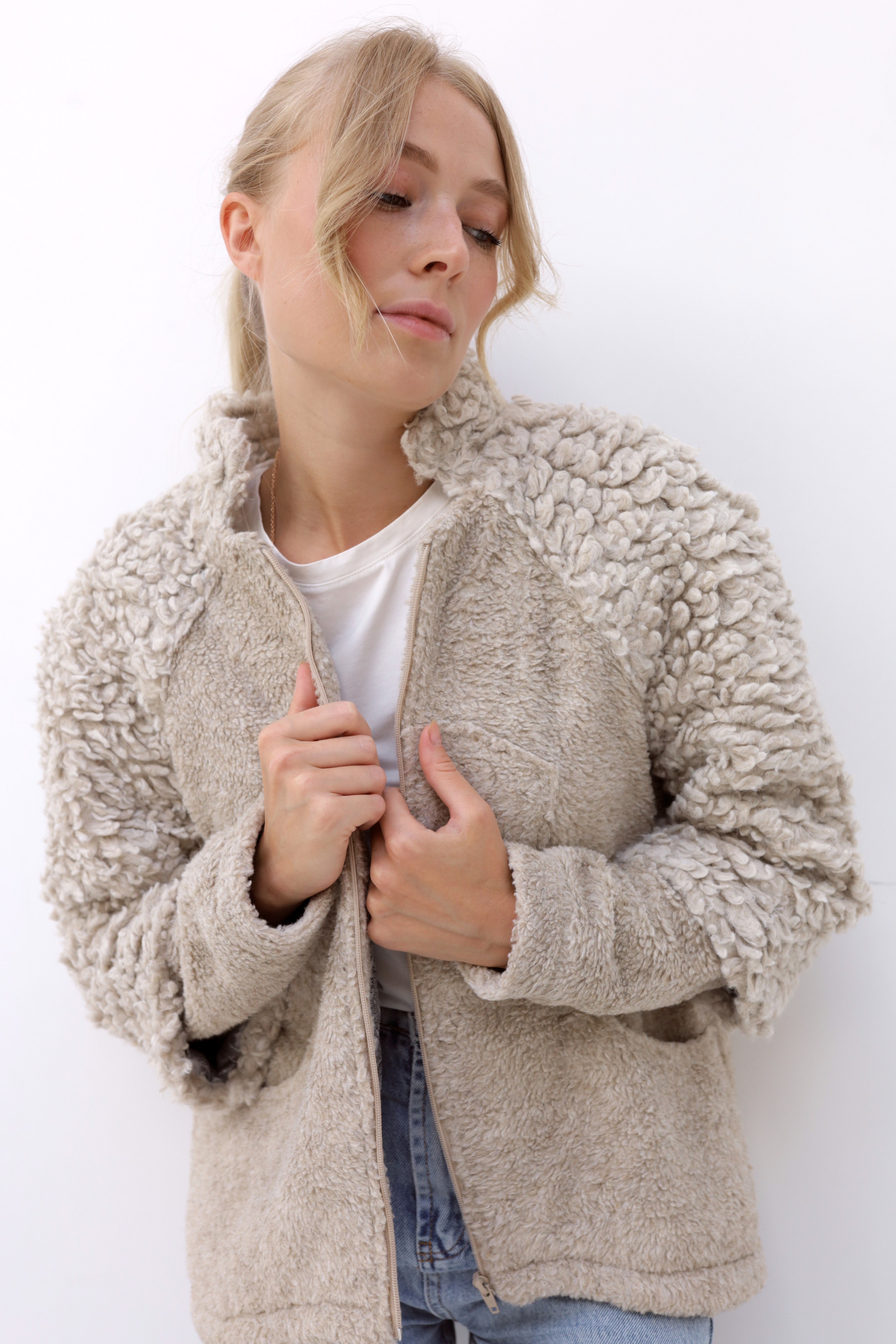 Съёмка для производства швейных изделий eco-oz.ru. Http://mira-photo.ru/