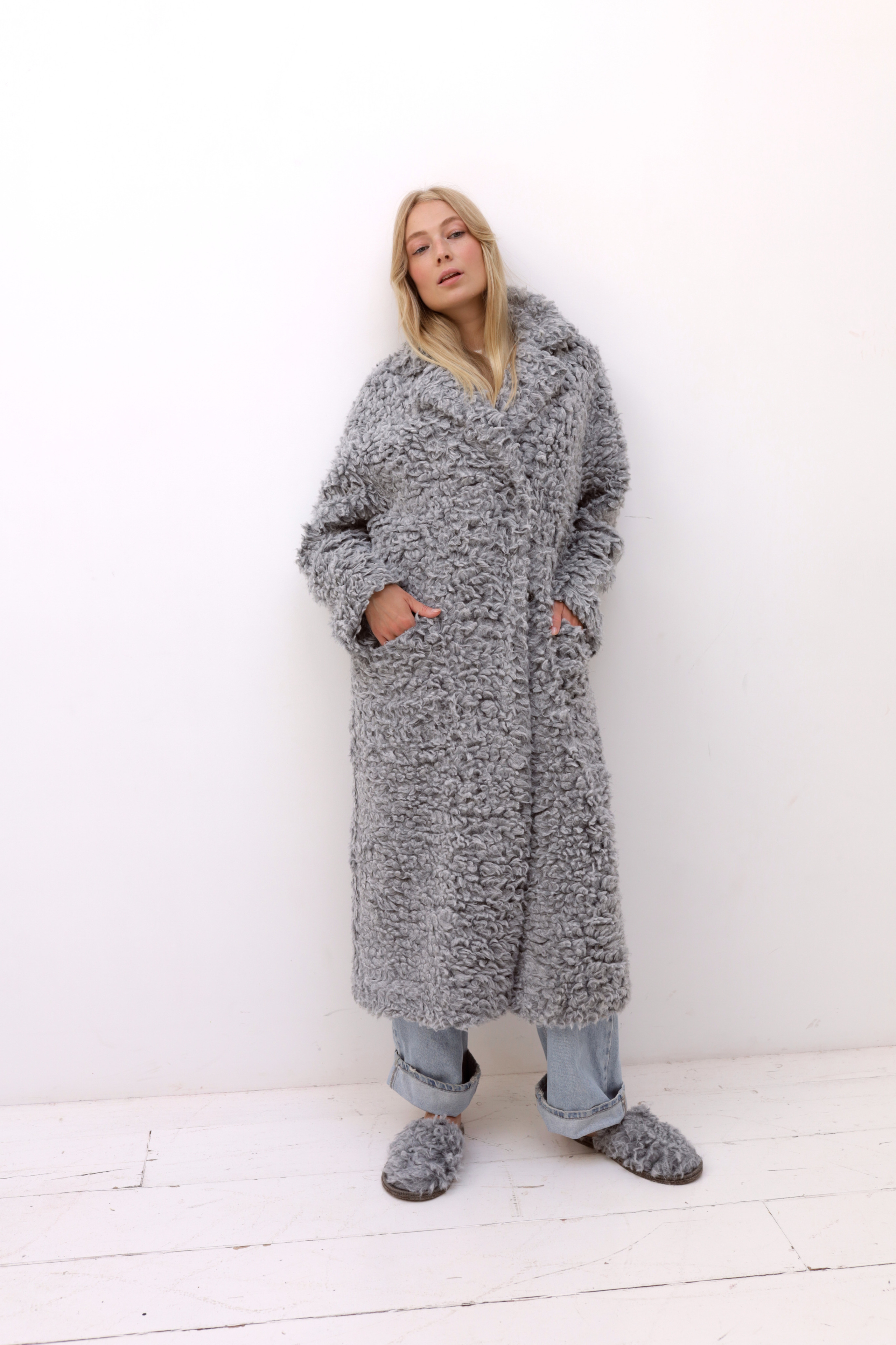 Съёмка для производства швейных изделий eco-oz.ru. Http://mira-photo.ru/