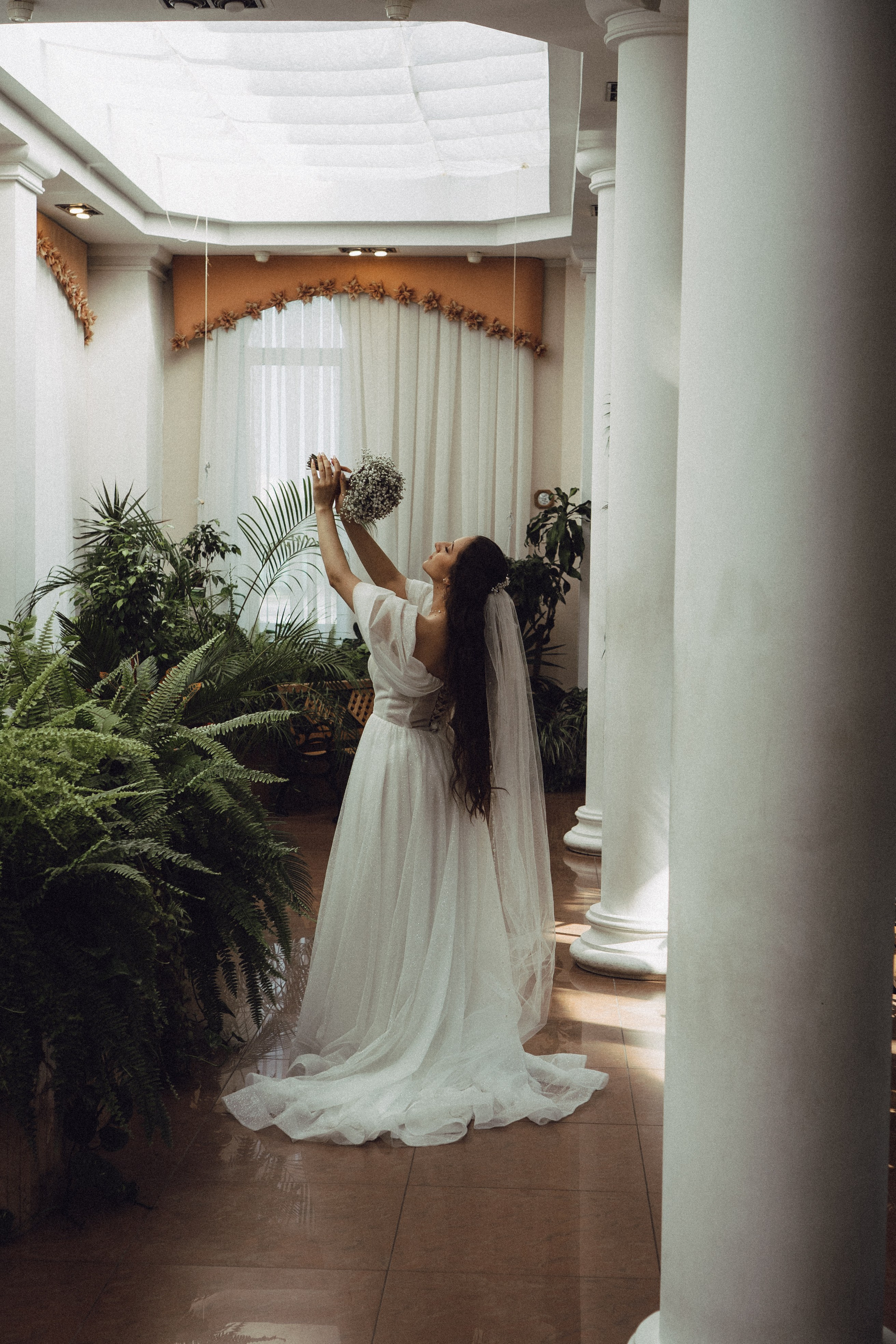 СВАДЕБНАЯ СЬЕМК В ПАРКЕ 300-ЛЕТИЯ. Профессиональный фотограф, Санкт-Петербург — Виктория Богомолова