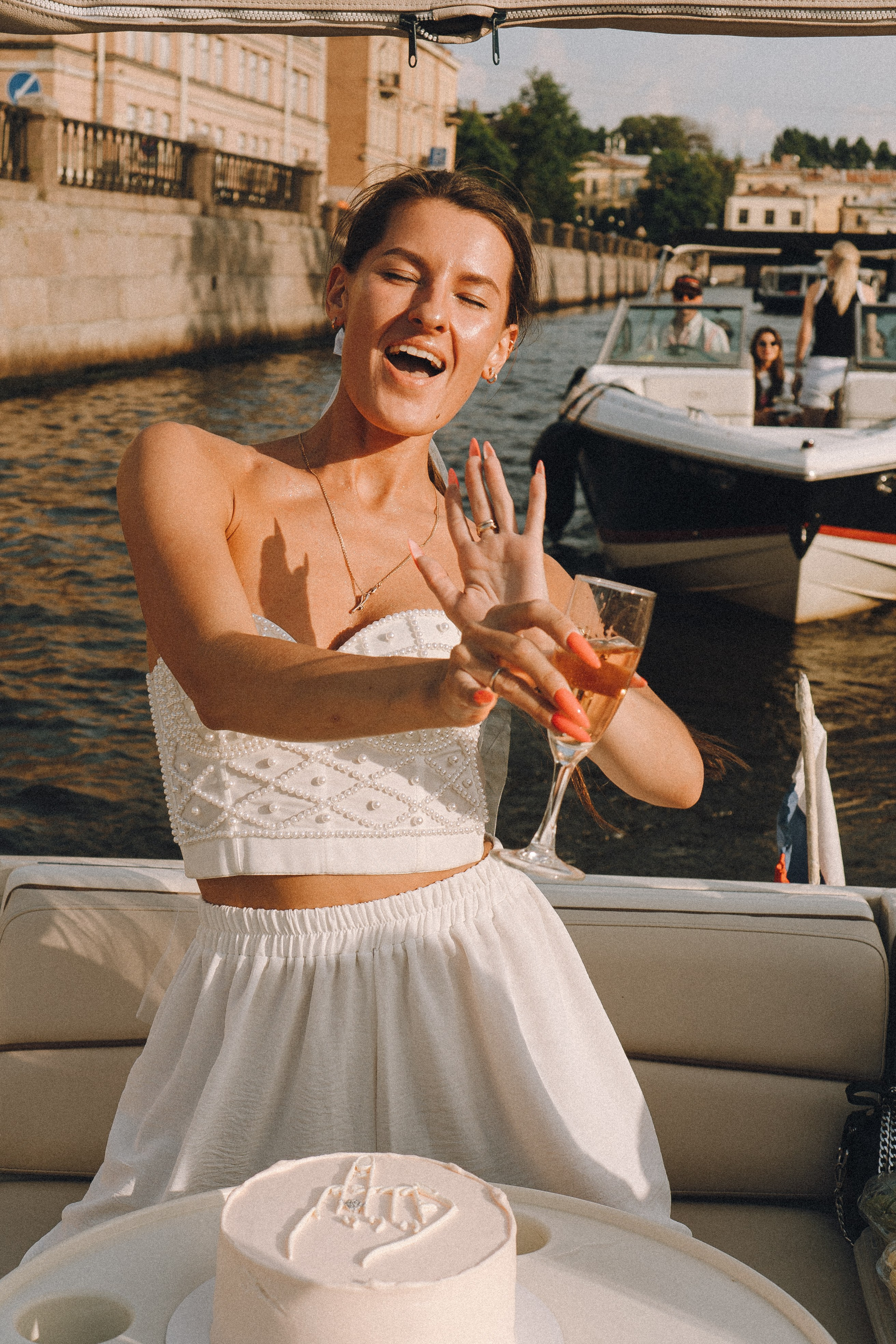 ДЕВИЧНИК НА КАТЕРЕ. Профессиональный фотограф, Санкт-Петербург — Виктория Богомолова