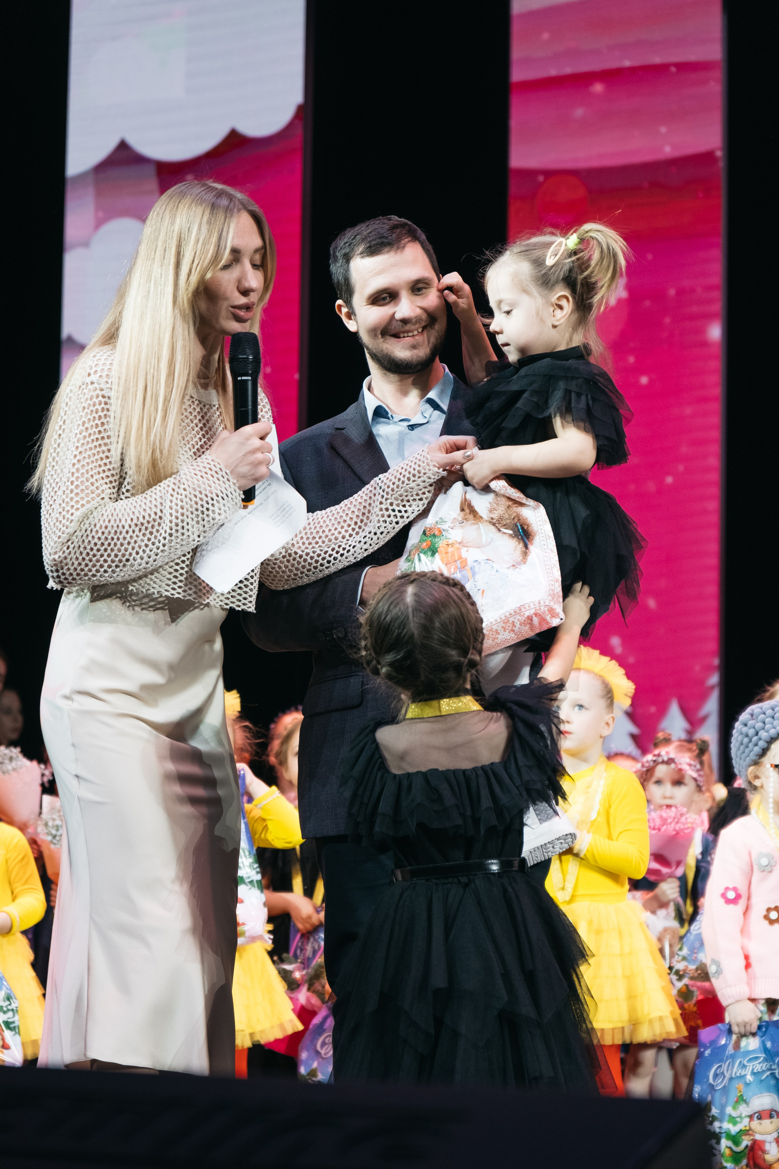 СурГУ 23.12.23. Репортажный и свадебный фотограф в Сургуте