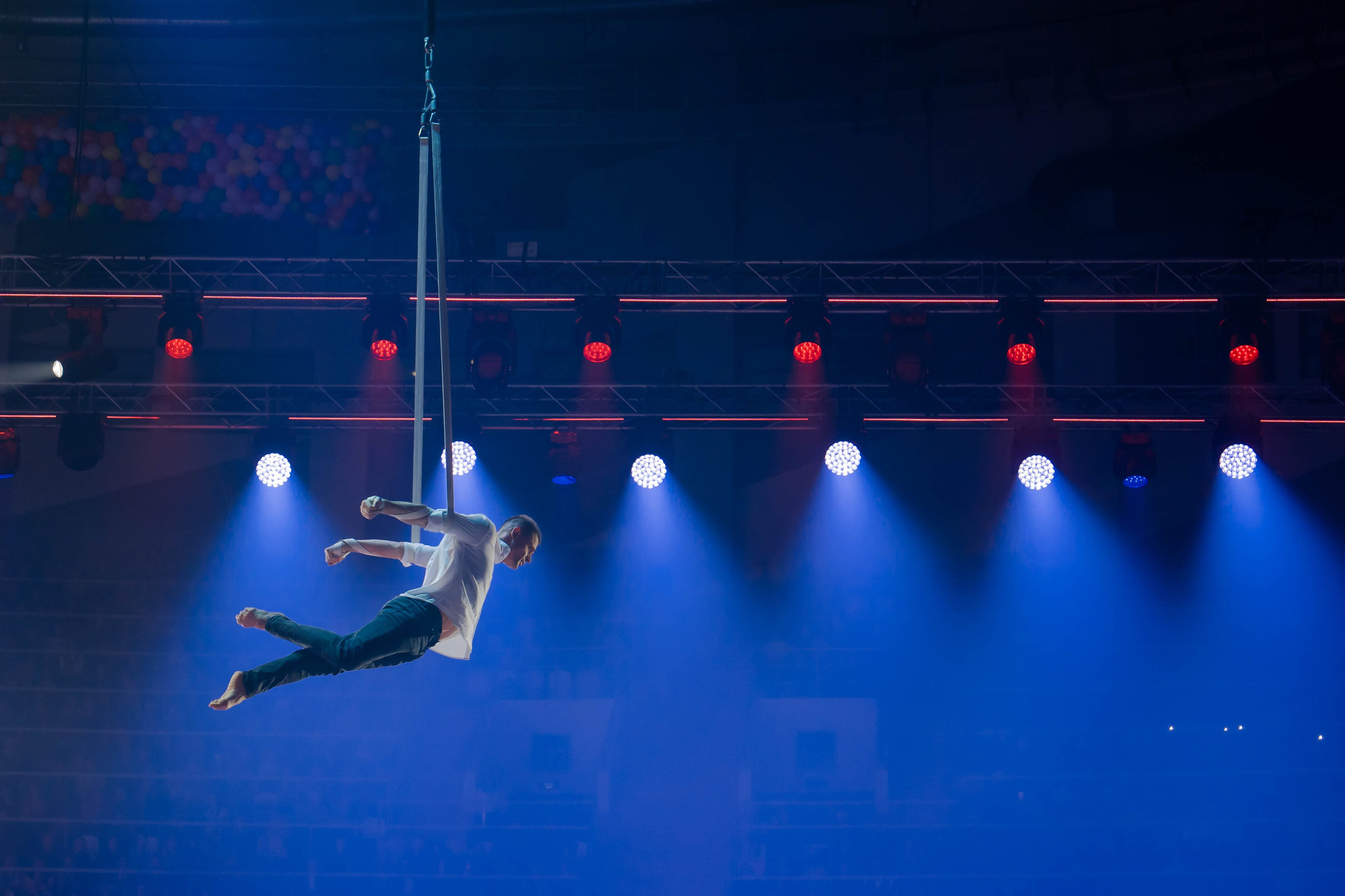 Шоу Алексея Немова 2024. Крамер Юлиана детский и семейный фотограф