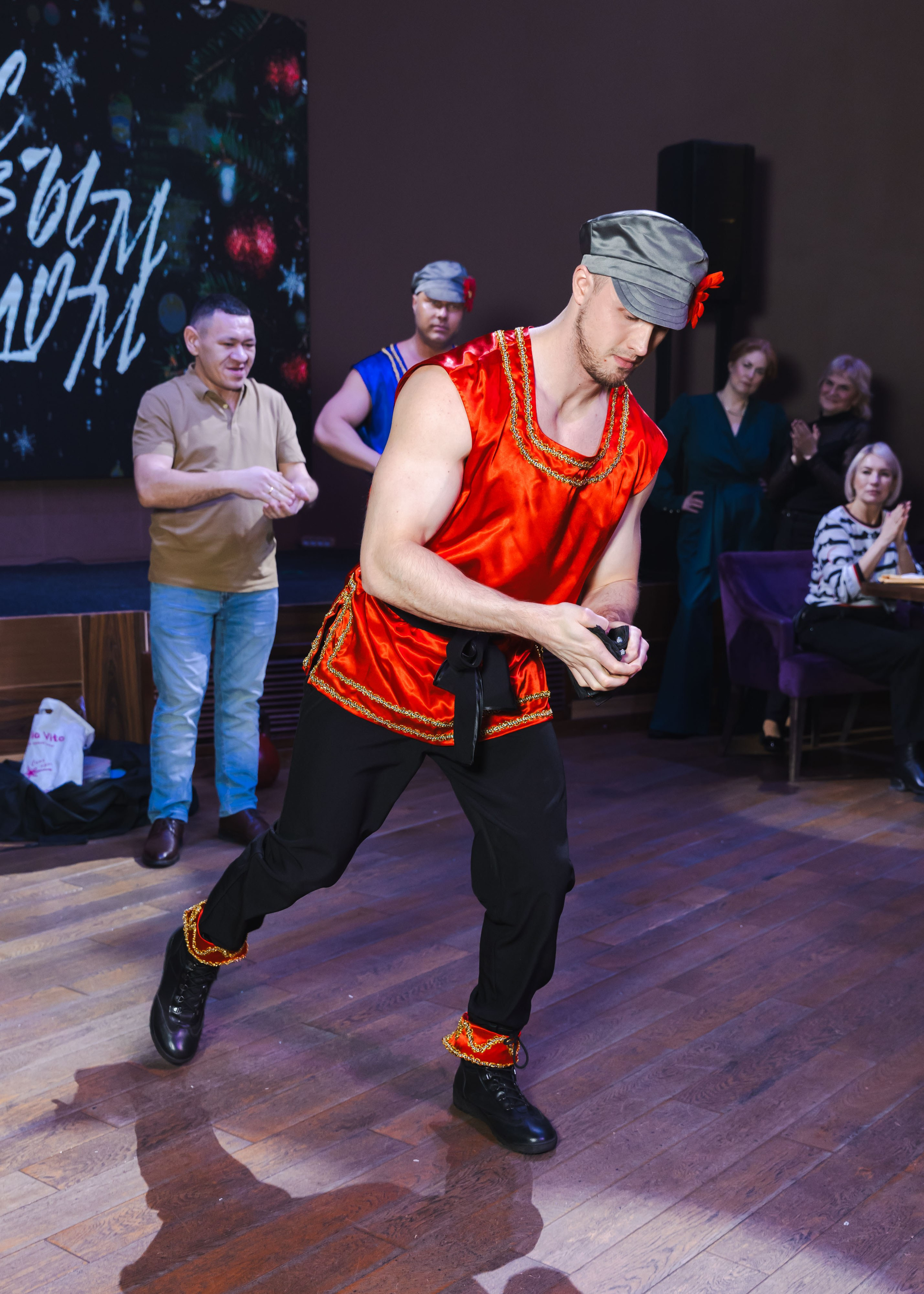 Предновгодка Кипарис 2024. ФОТОГРАФ ВИНОГРАДОВА ДАРЬЯ