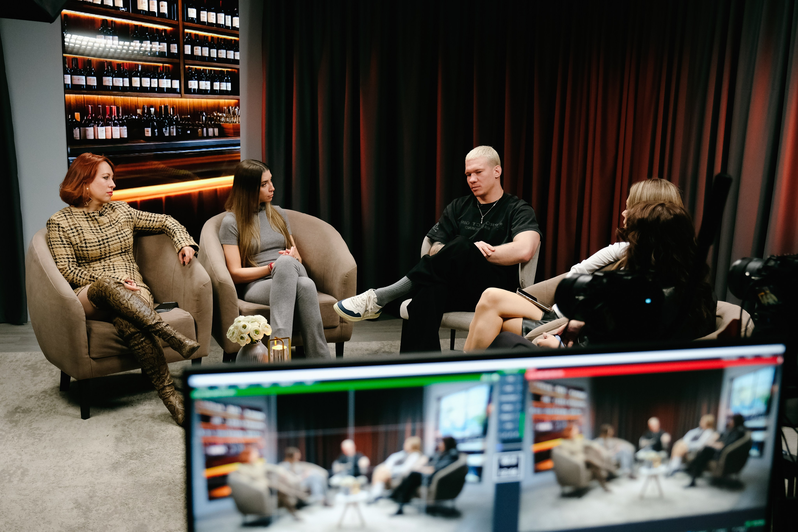 Подкасты, блогеры. Фотограф сюжетных съемок и портретов в Санкт-Петербурге и Москве Стася Ефремова