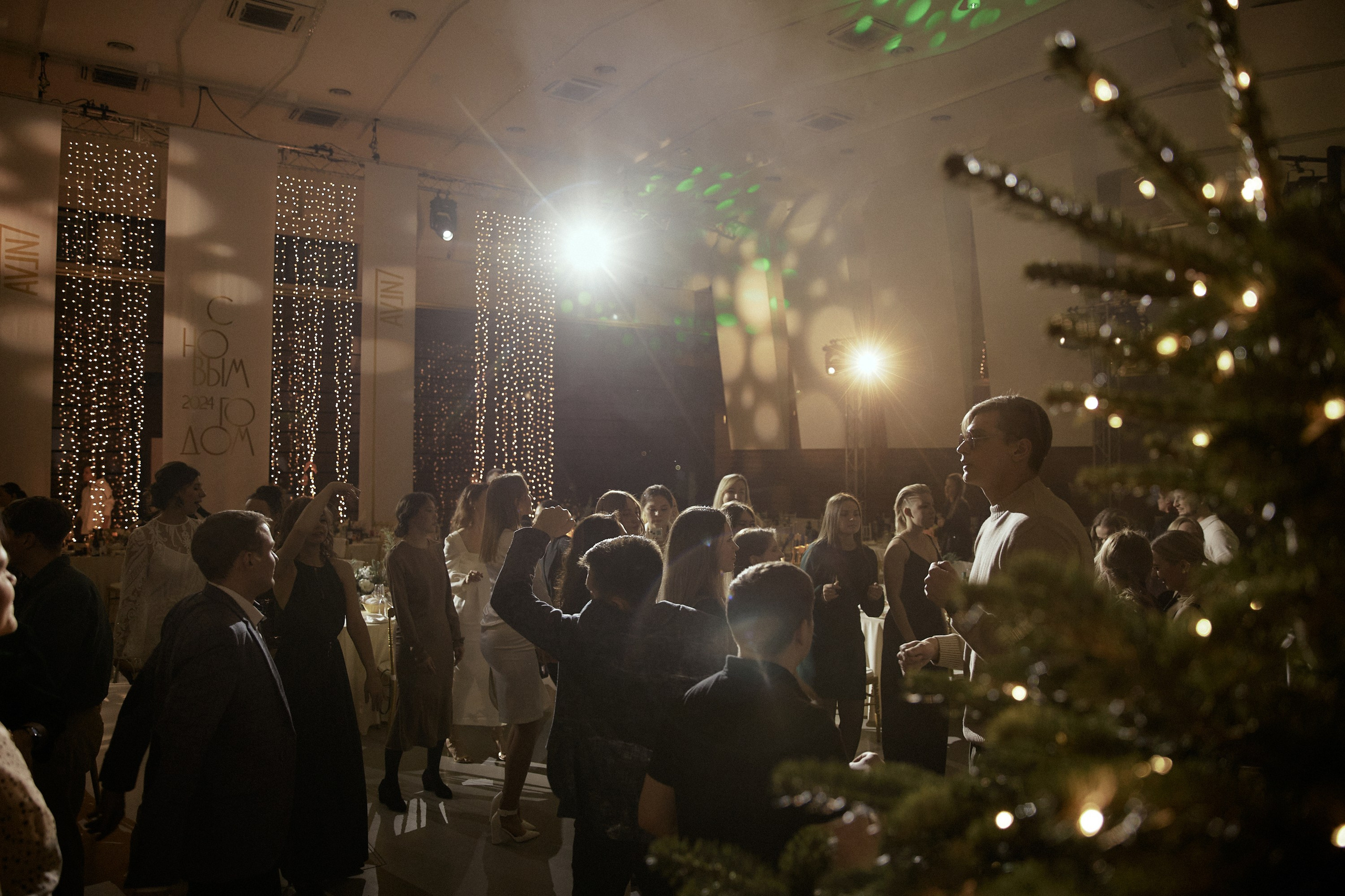 АВАЛОН. Happy New Year. Дмитрий Мазуркевич: Профессиональный Репортажный Фотограф