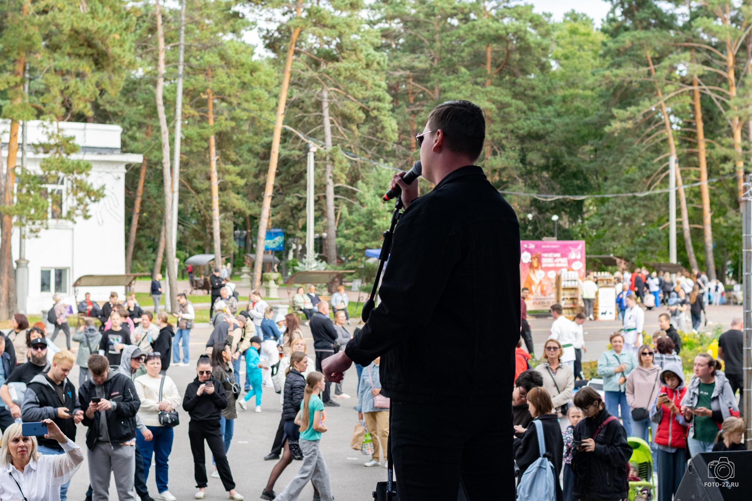 Антон Курдюмов фотограф в Хабаровске Рина Курдюмова фото27 foto27 Антон Дорофеев репортажный репортаж документалист Тони и Рина фотосоздатели Международный фестиваль Рок в защиту животных Хабаровск