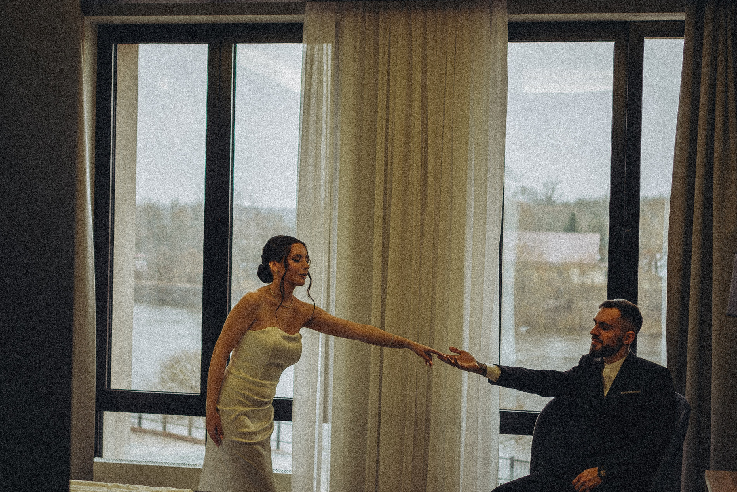 СВАДЕБНАЯ СЬЕМКА СБОРОВ ЖЕНИХА И НЕВЕСТЫ В ОТЕЛЕ И ТАКЖЕ ФОТОСЕССИИЯ В ОТЕЛЕЕ МЕГАПОЛИС БРЯНСК. Профессиональный фотограф, Санкт-Петербург — Виктория Богомолова