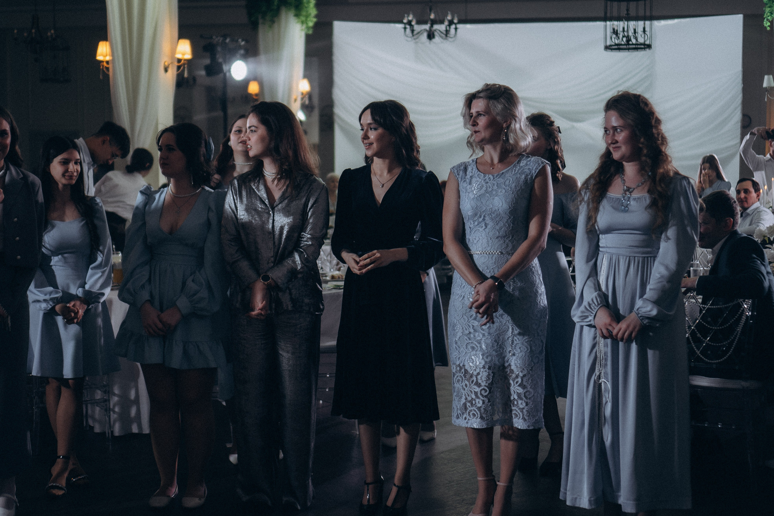 СВАДЕБНАЯ СЬЕМКА СБОРОВ В ОТЕЛЕ И ВЫЕЗД НА ЦЕРЕМОНИЮ (СНЯТО В СИБИРЕ В НИЖНЕВАРТОВСКЕ). Профессиональный фотограф, Санкт-Петербург — Виктория Богомолова