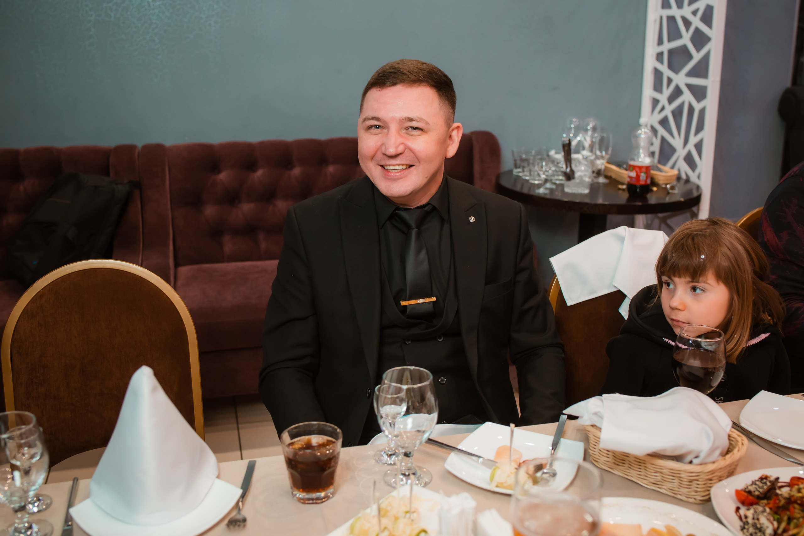 День Рождение Рябинина Ивана. Репортажный фотограф Василий Сазонов в Нижневартовске