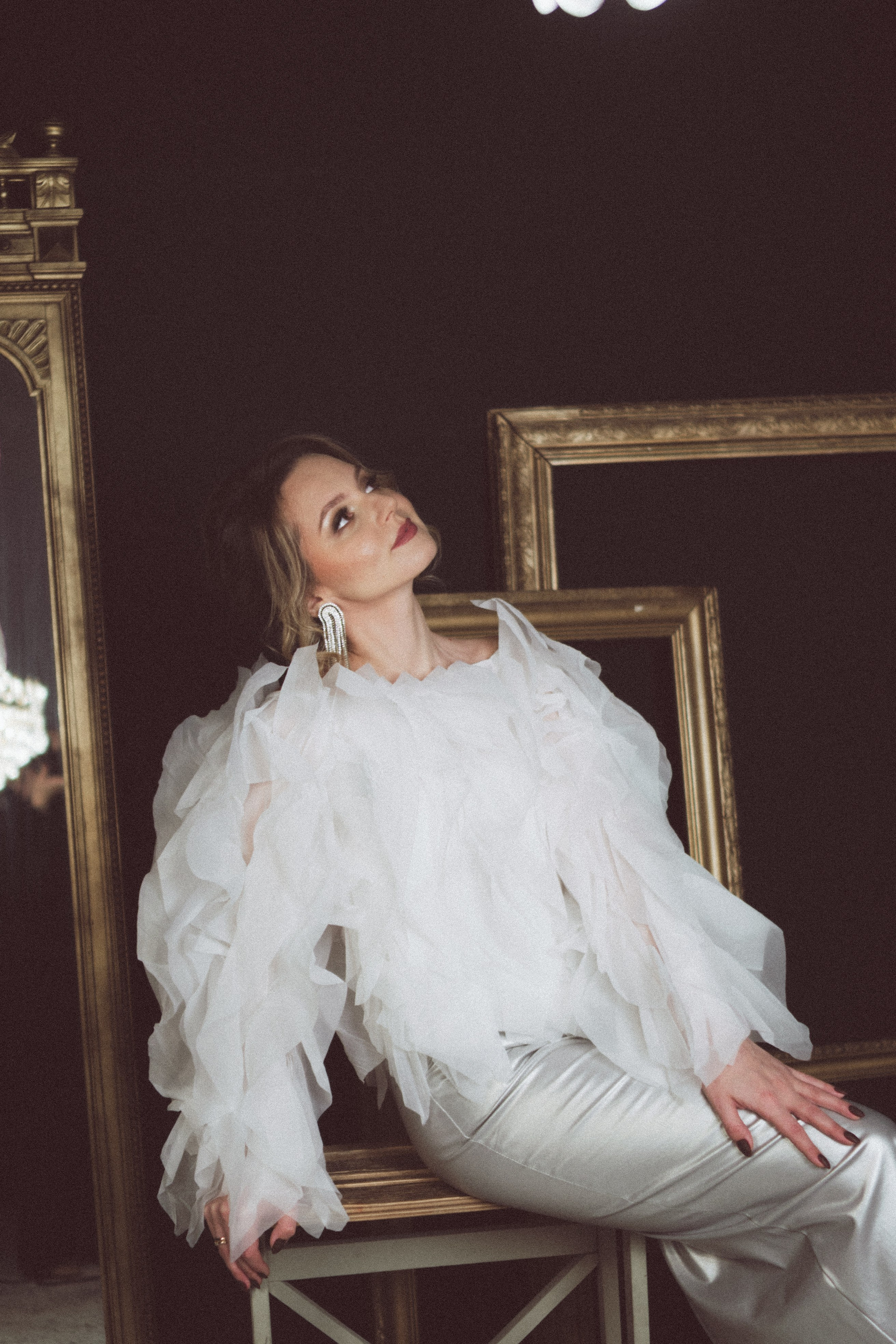 НОВОГОДНЯЯ ФОТОСЕСИИЯ В СТУДИИ ДЛЯ ДЕВУШКИ И ПРОГУЛКА ПО ЧЕРНЫШЕВСКОЙ. Профессиональный фотограф, Санкт-Петербург — Виктория Богомолова