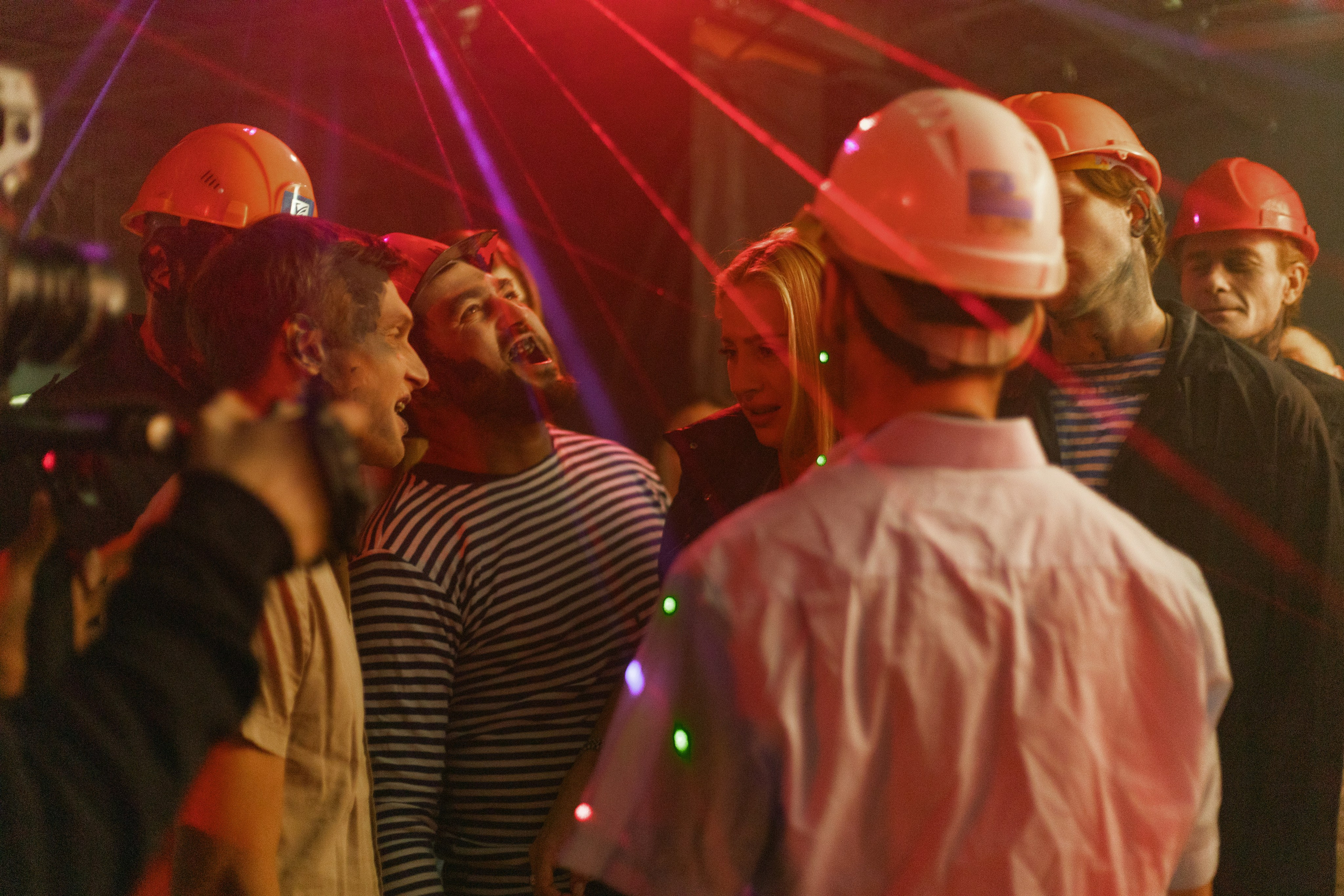 Бэкстейдж со съёмок фильма «Третья смена». Фотограф Александр Закадычный | Таганрог