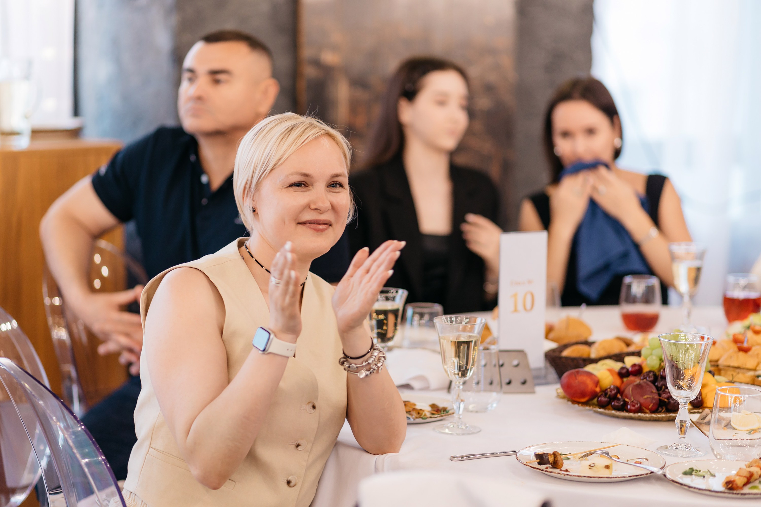 Выпускные. Профессиональный фотограф в Кирове Антон Суслов