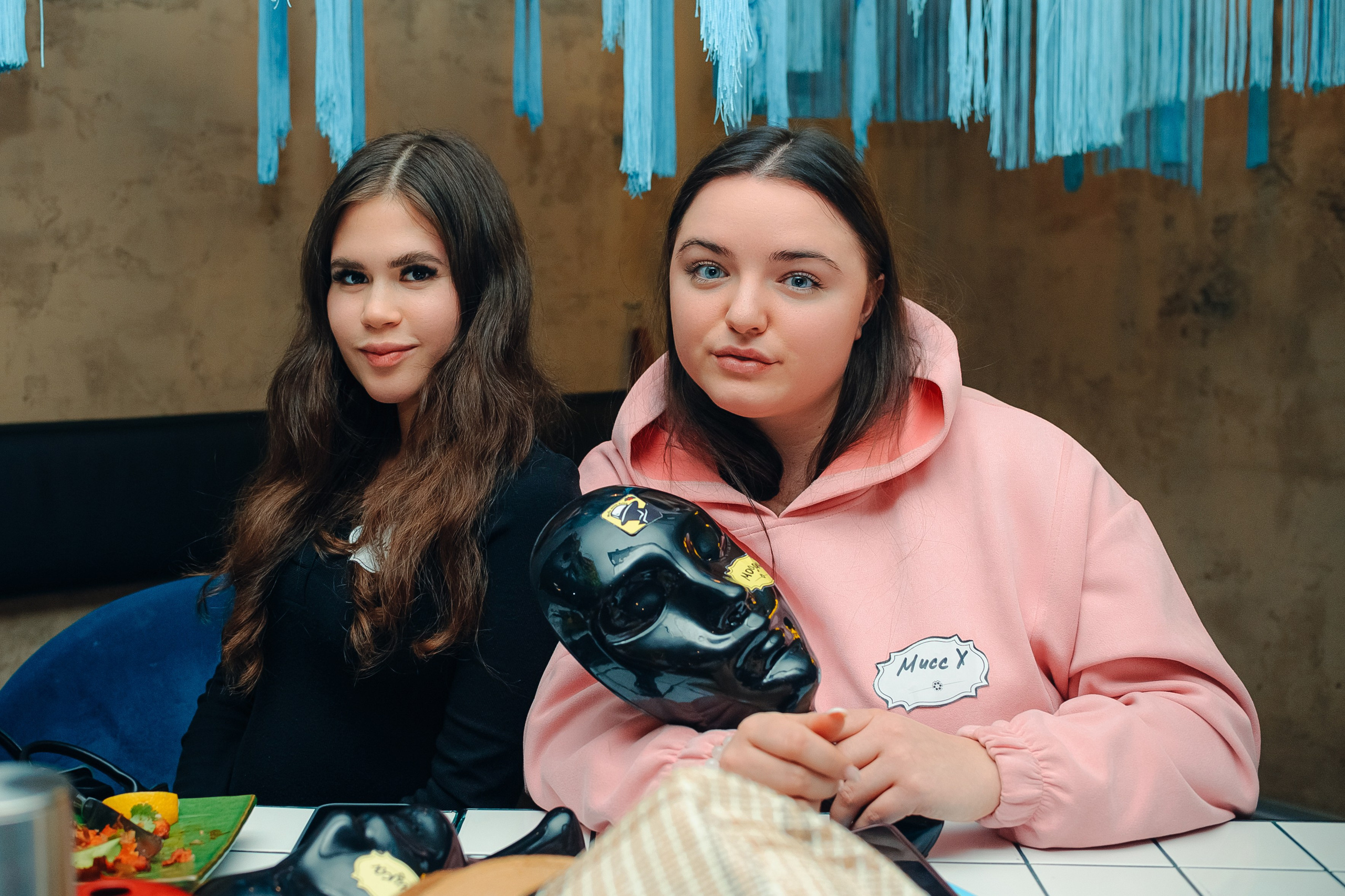 Вечер игры в Мафию. Фотограф в Екатеринбурге Артём Зайнетдинов