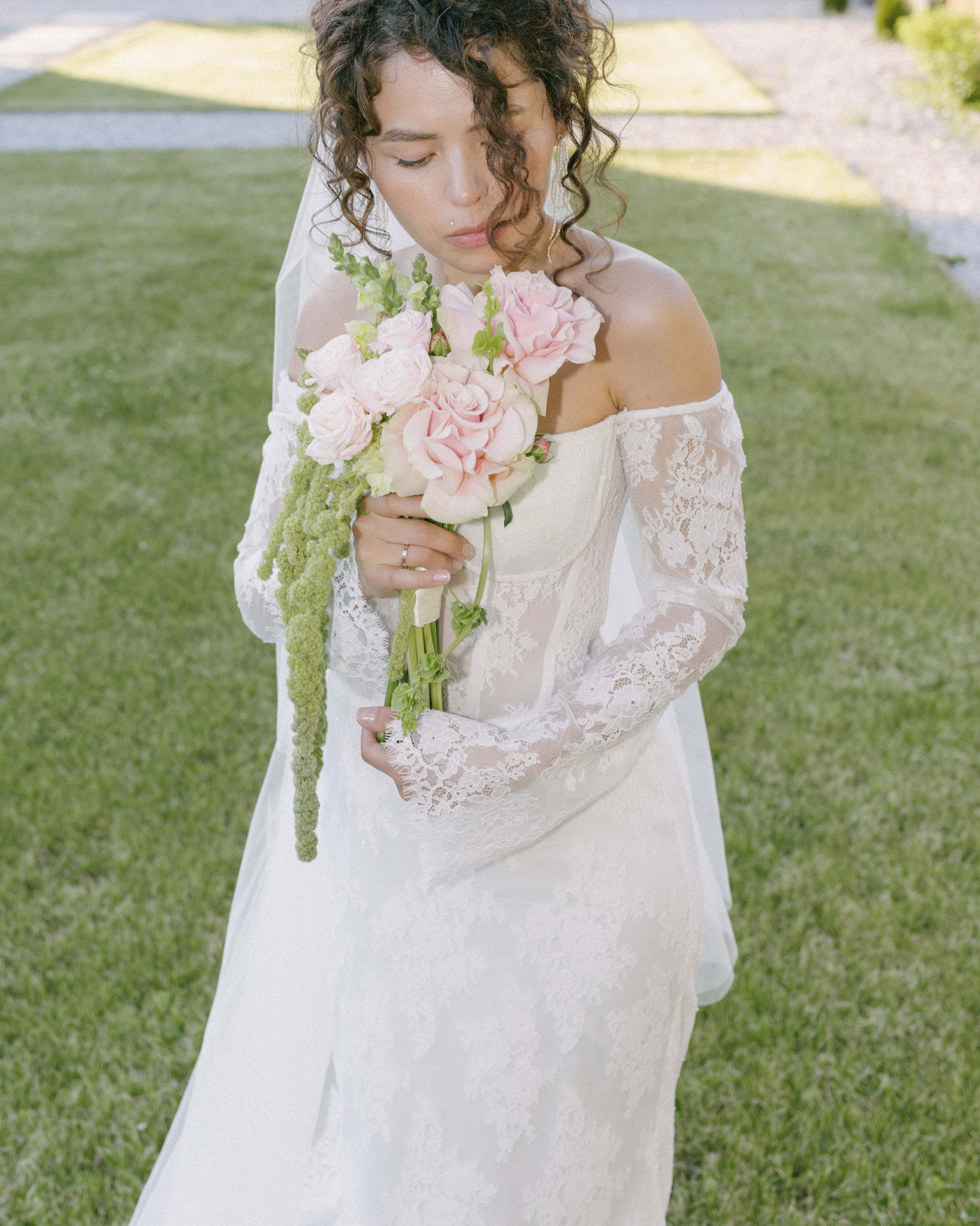 Плюс тридцать градусов на лужайке. Фотограф Андрей Куськало