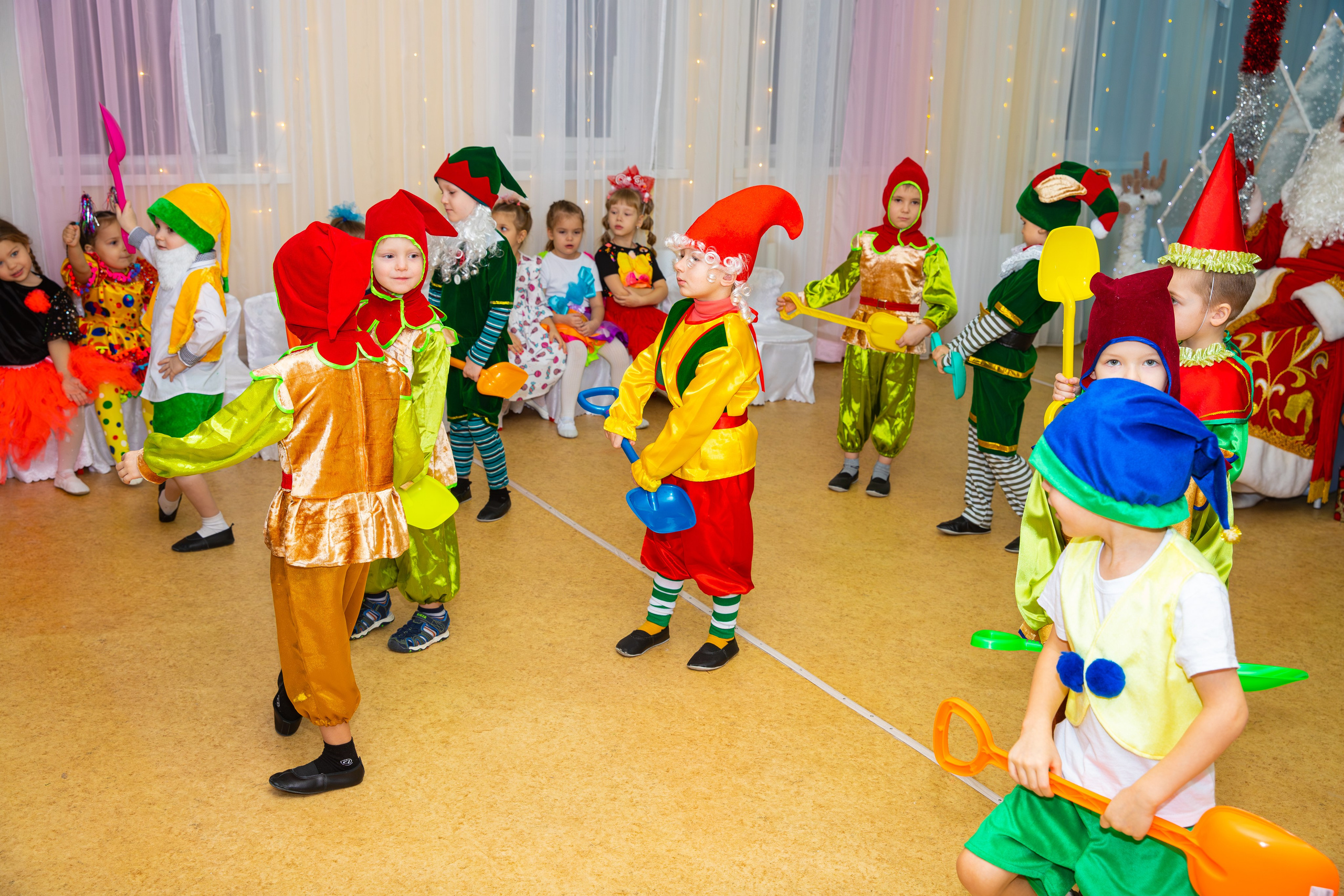 Новогодний утренник детский садик № 21. Фотограф Александр Поздняков  Новосибирск