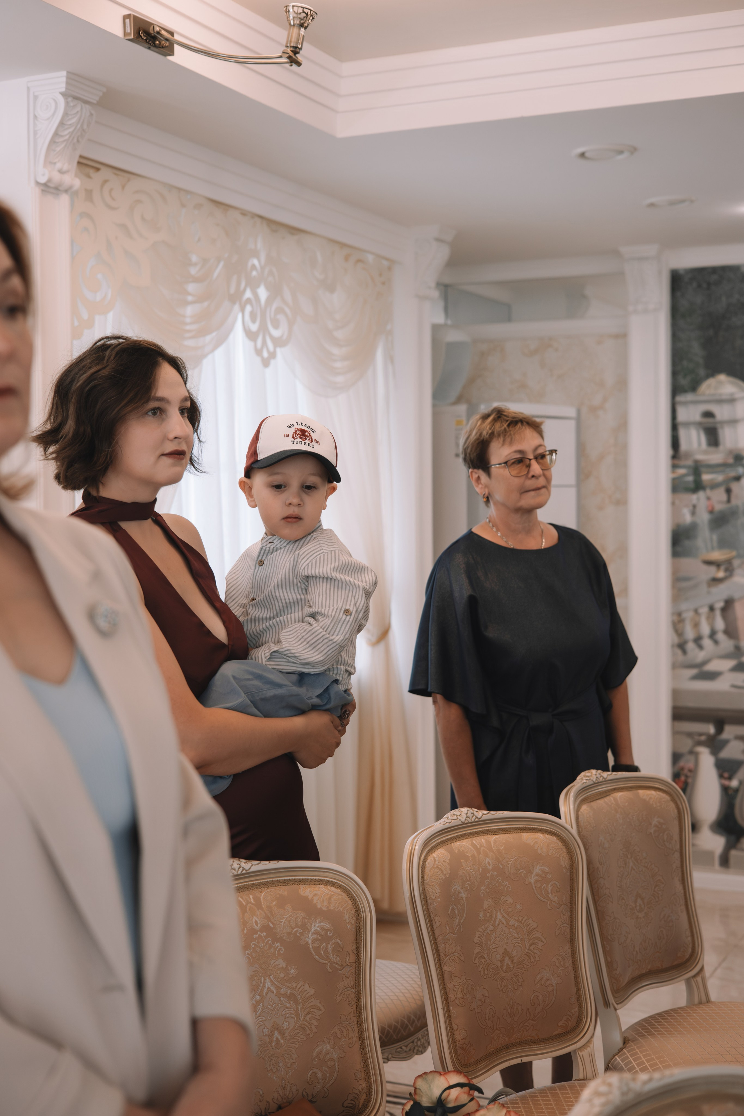 Анна и Евгений|Петергоф. Семейный фотограф в Санкт-Петербурге. Запечатление мгновений и ярких воспоминаний в Вашей жизни