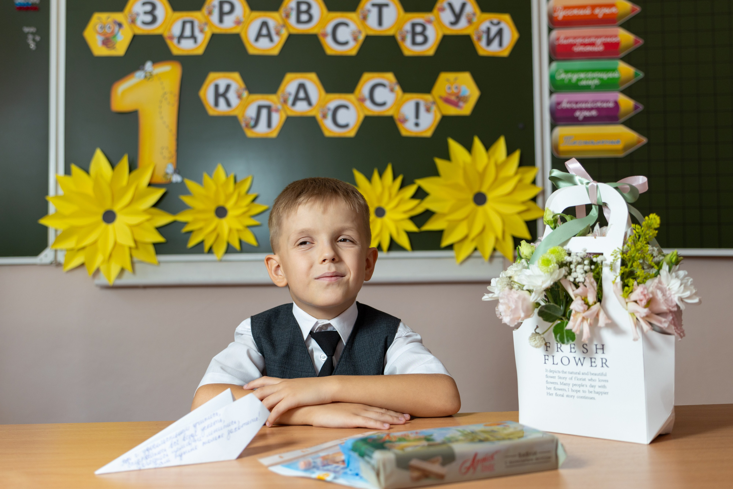 1 сентября. Когда не пустили на линейку. Фотограф Олег Сотник