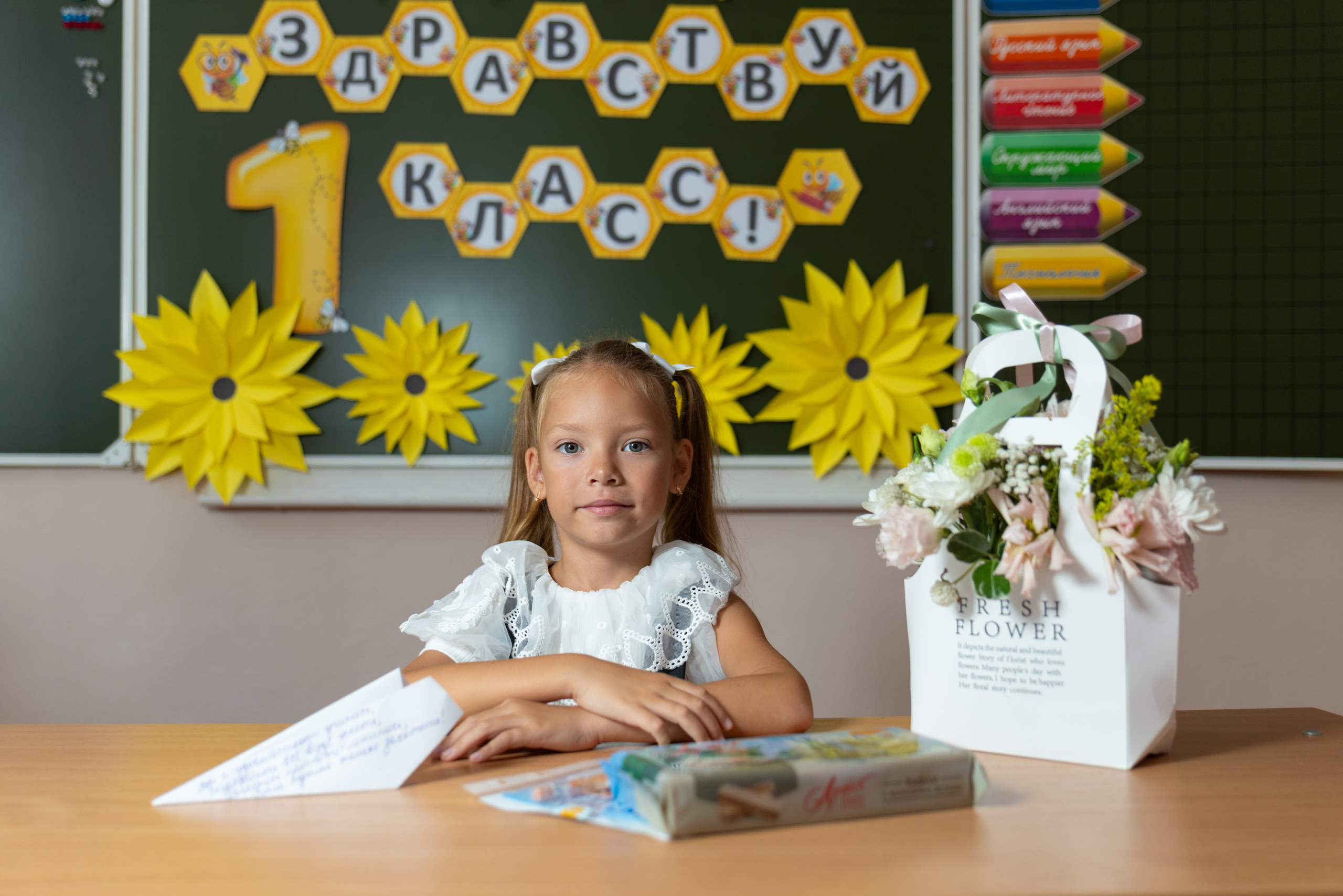 1 сентября. Когда не пустили на линейку. Фотограф Олег Сотник