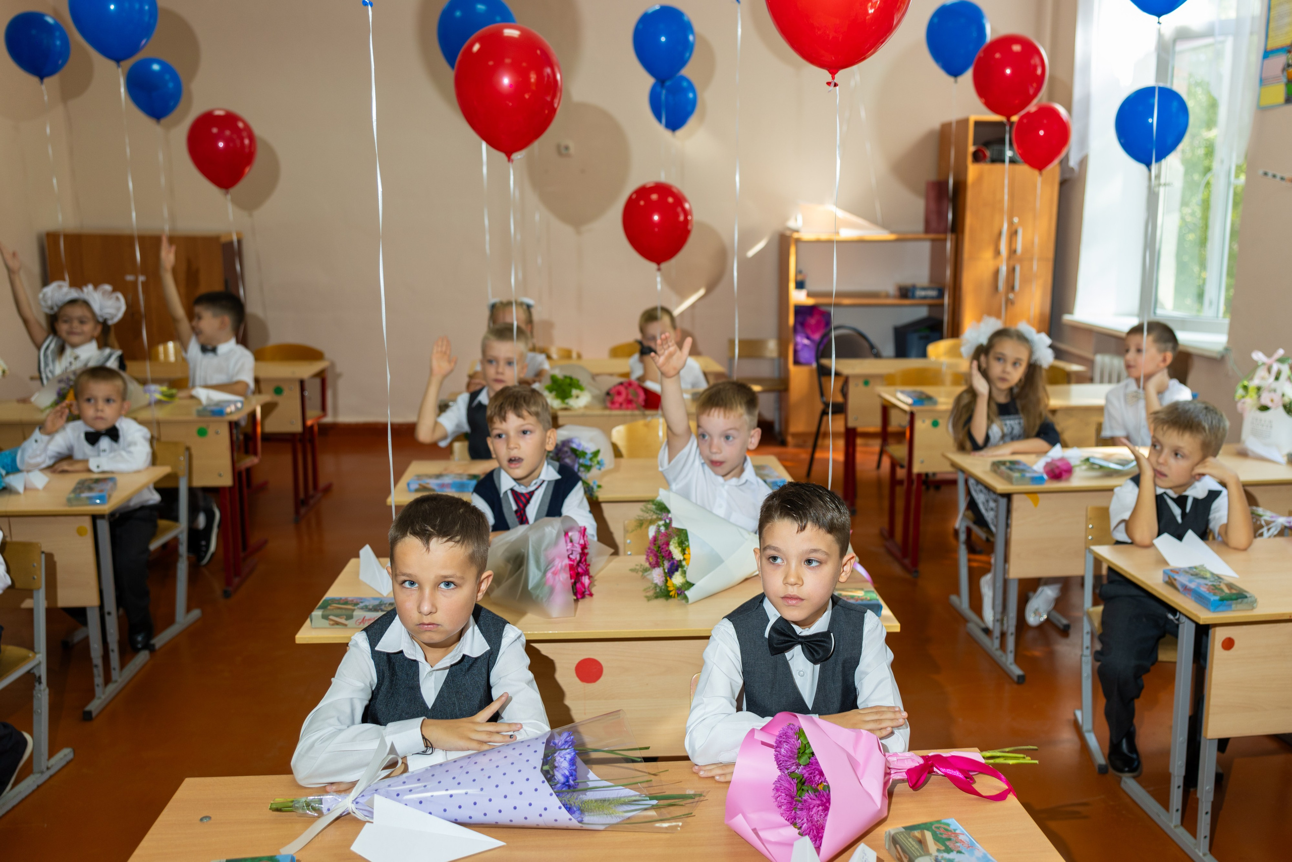1 сентября. Когда не пустили на линейку. Фотограф Олег Сотник