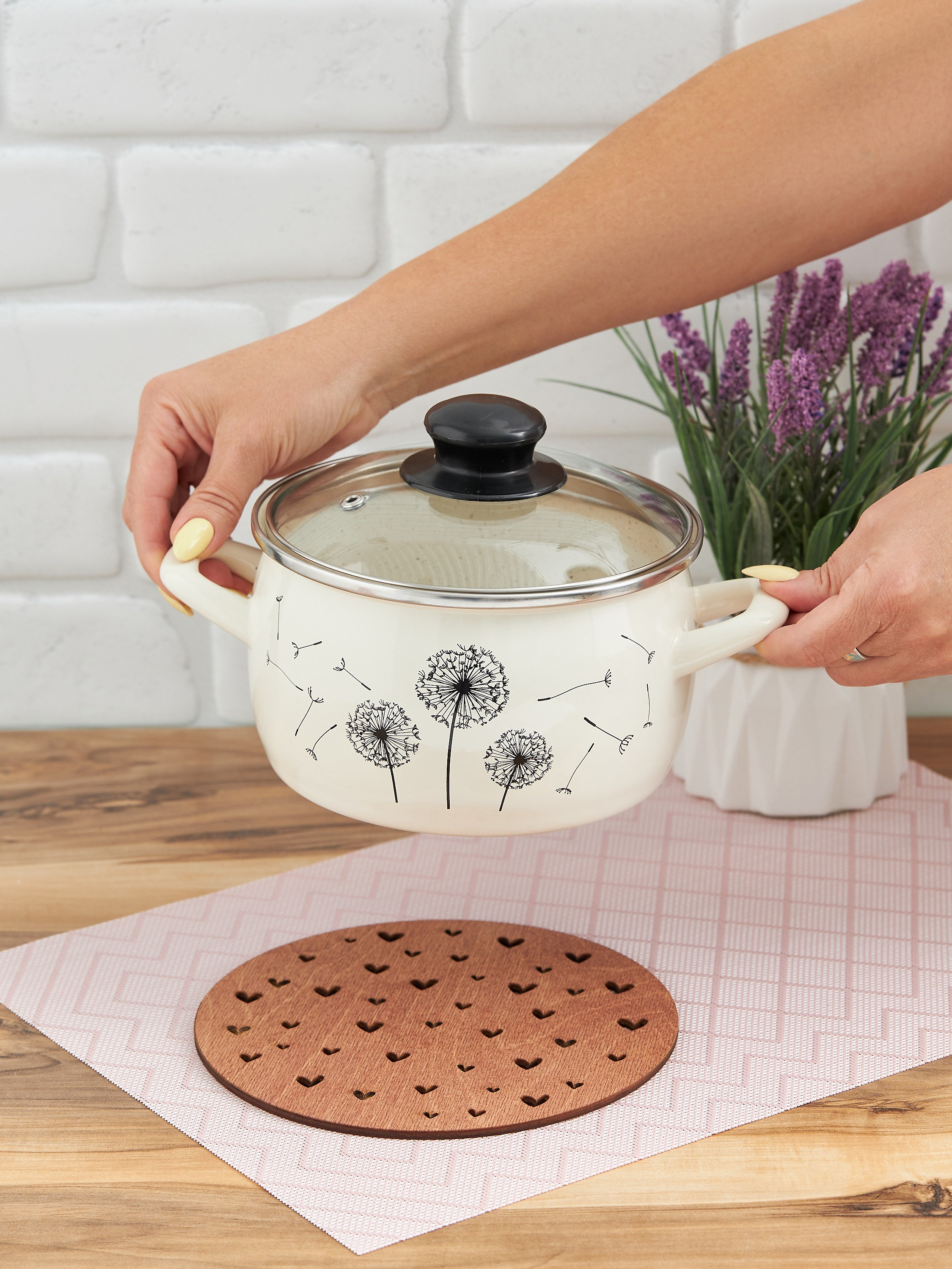 Фотосъемка деревянных подставок под горячее для маркетплейсов. Алексей Темнов — фотограф в Пятигорске