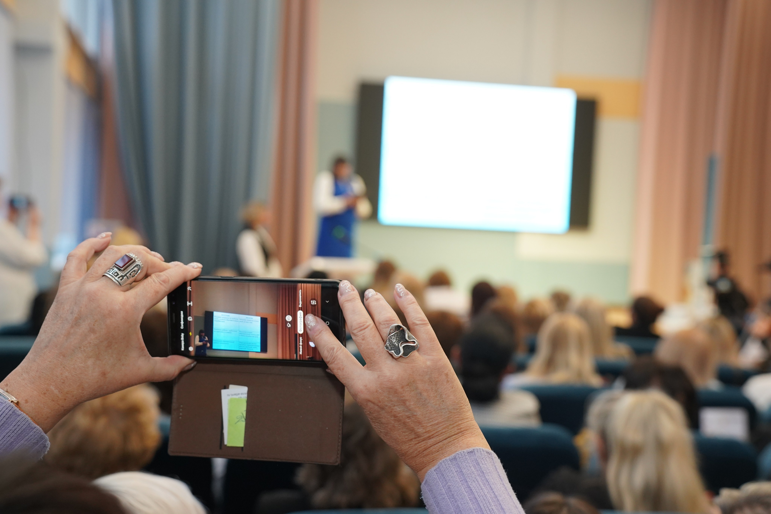 Мероприятие. MEMENTO.Выпускные альбомы, школьные, юбилейные и другие книги. Ростов-на-Дону