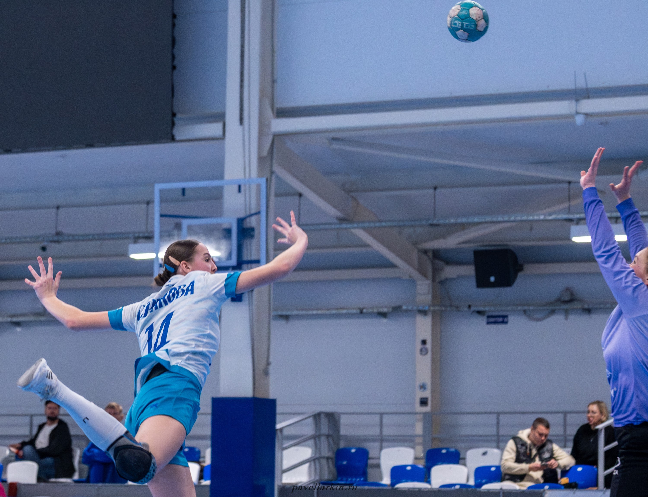 Гандбол. Черноморочка-2 — Университет-2. Спортивный фотограф, фотожурналист Павел Ларькин