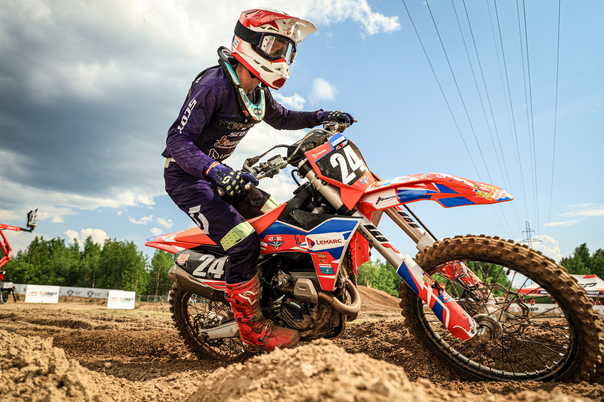 Глебу Беспутинубыло присвоено звание «Мастер спорта России» по мотокроссу.