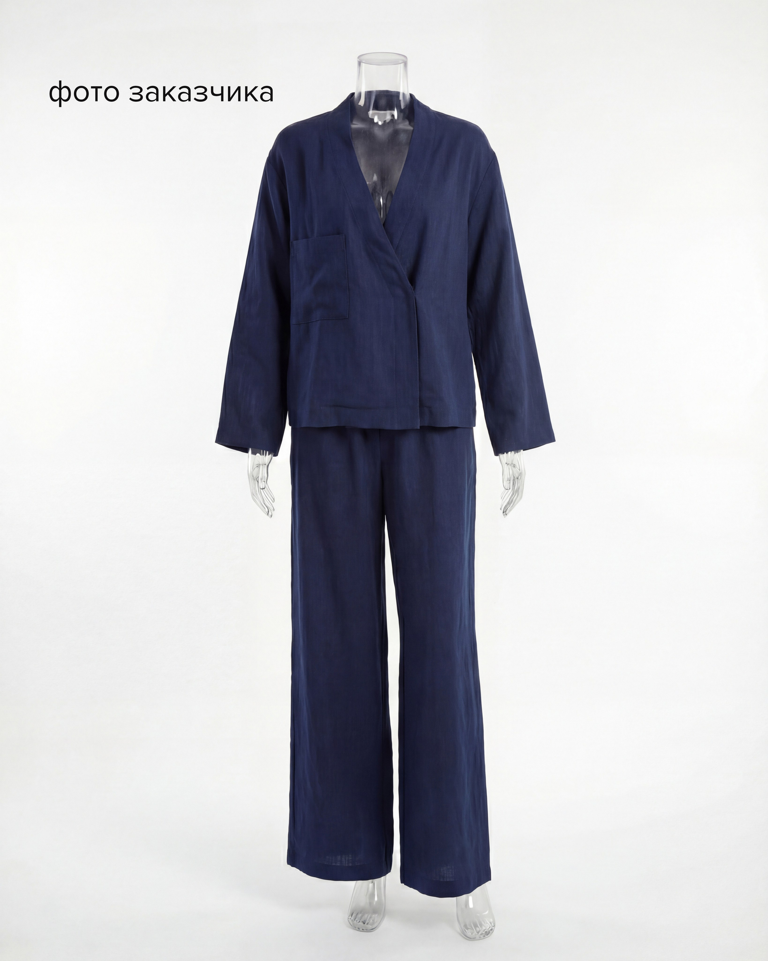 AI-фотосъёмка одежды: костюм в минималистичном стиле, азиатский стиль, кимоно