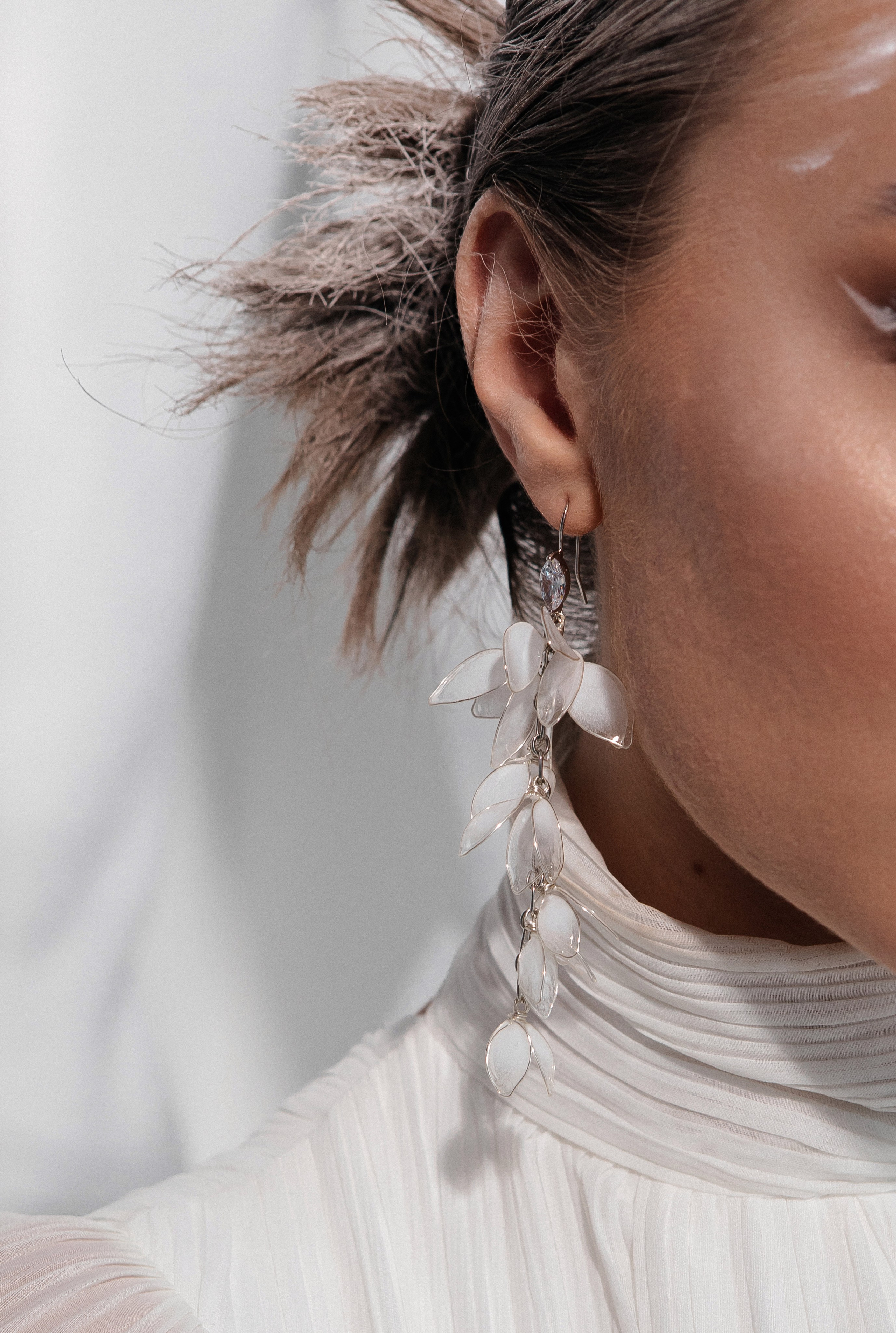 Для бренда украшений Оксана Туз. Свадебный и семейный фотограф Ибрагимова Мария из Екатеринбурга