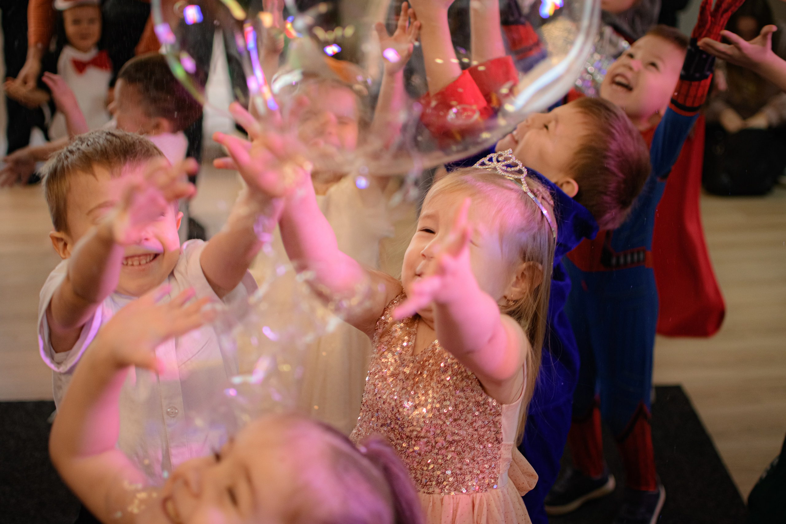 HAPPY NEW YEAR. Photokarish